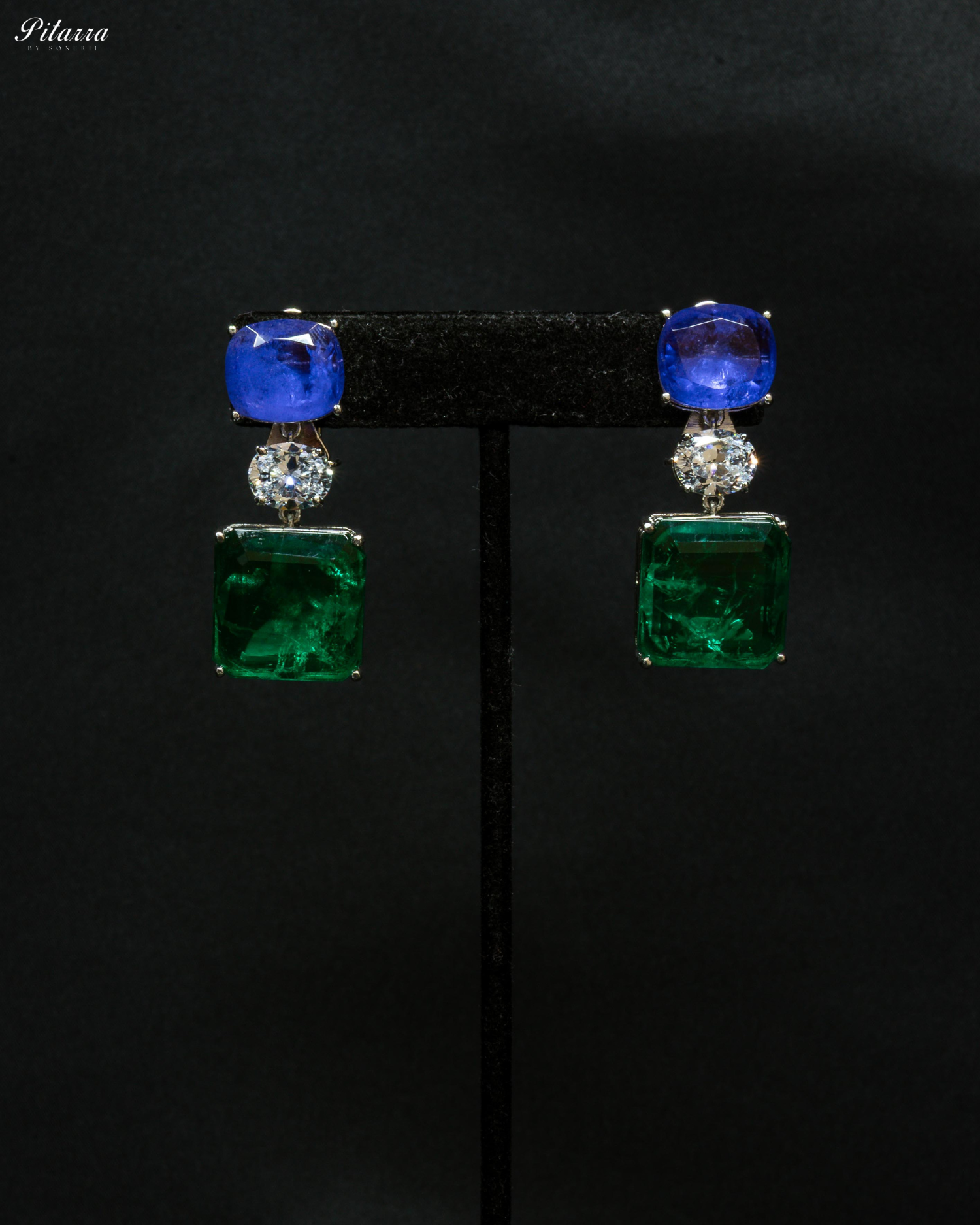 Silver Finish Emerald Square Crystal Necklace Set