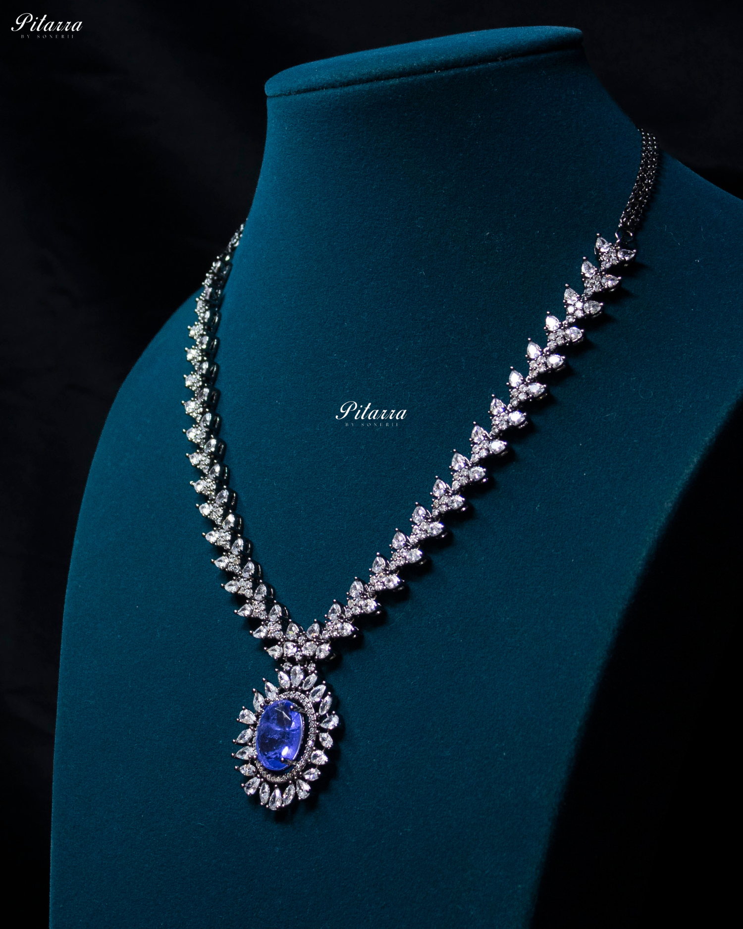 Blue Color Stones Dazzling Cubic Zirconia Necklace Set