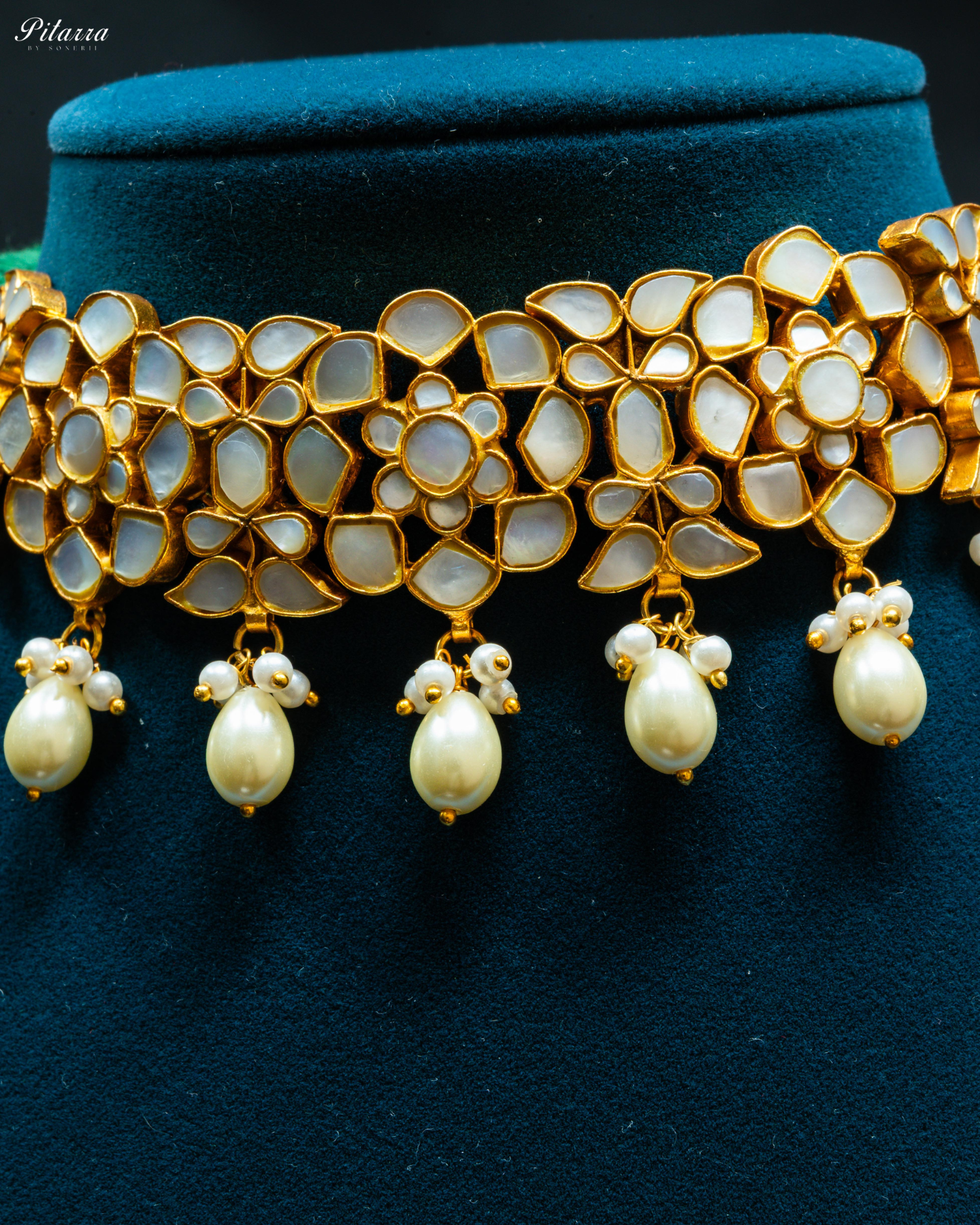 Classic White Monochrome Kundan Choker Set