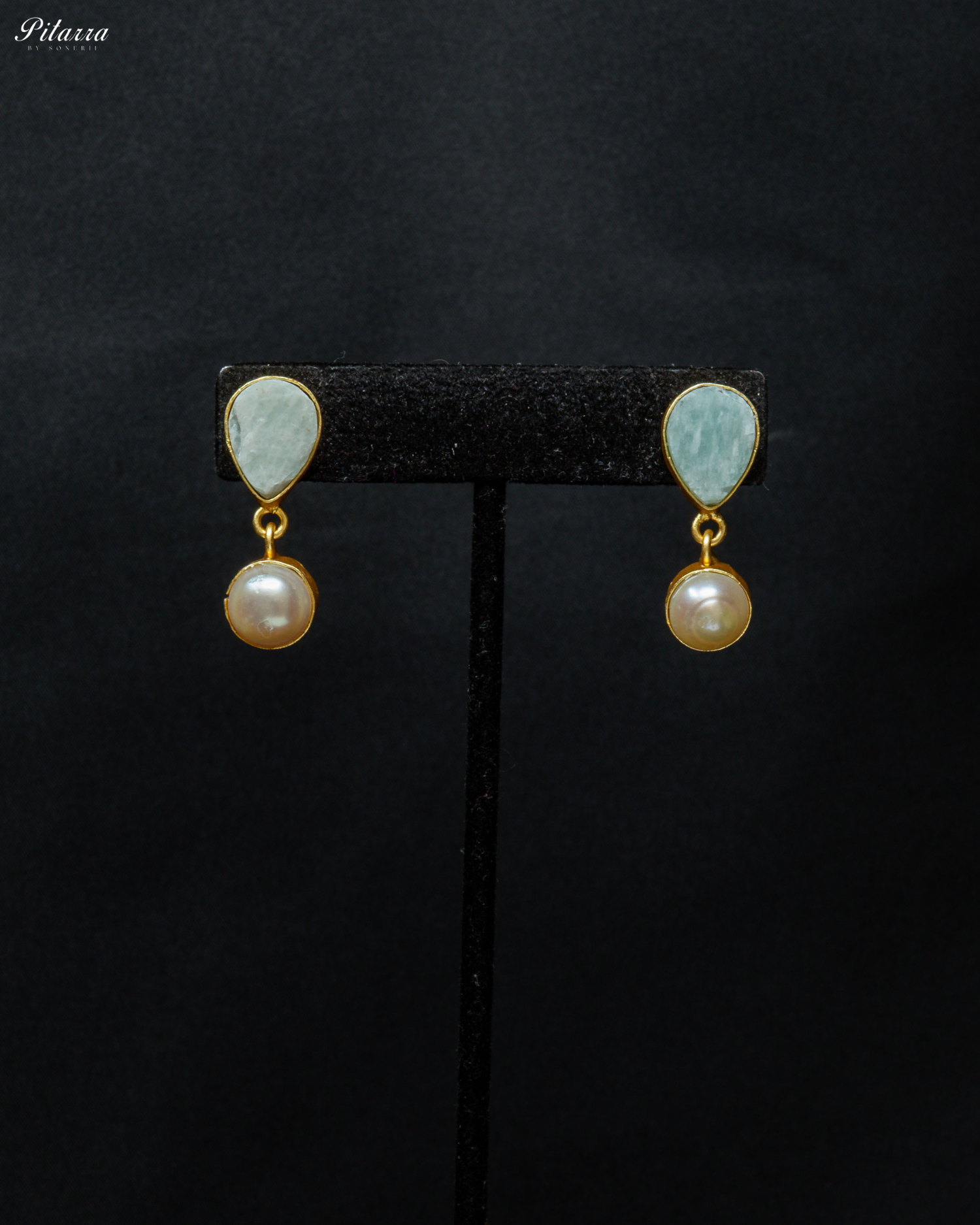Gold Finish Green Stone Kundan Necklace Set