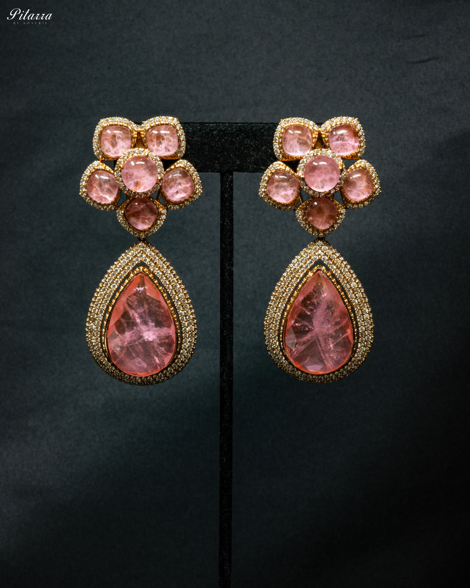 Pink Stone Tear Drop Carved Necklace Set