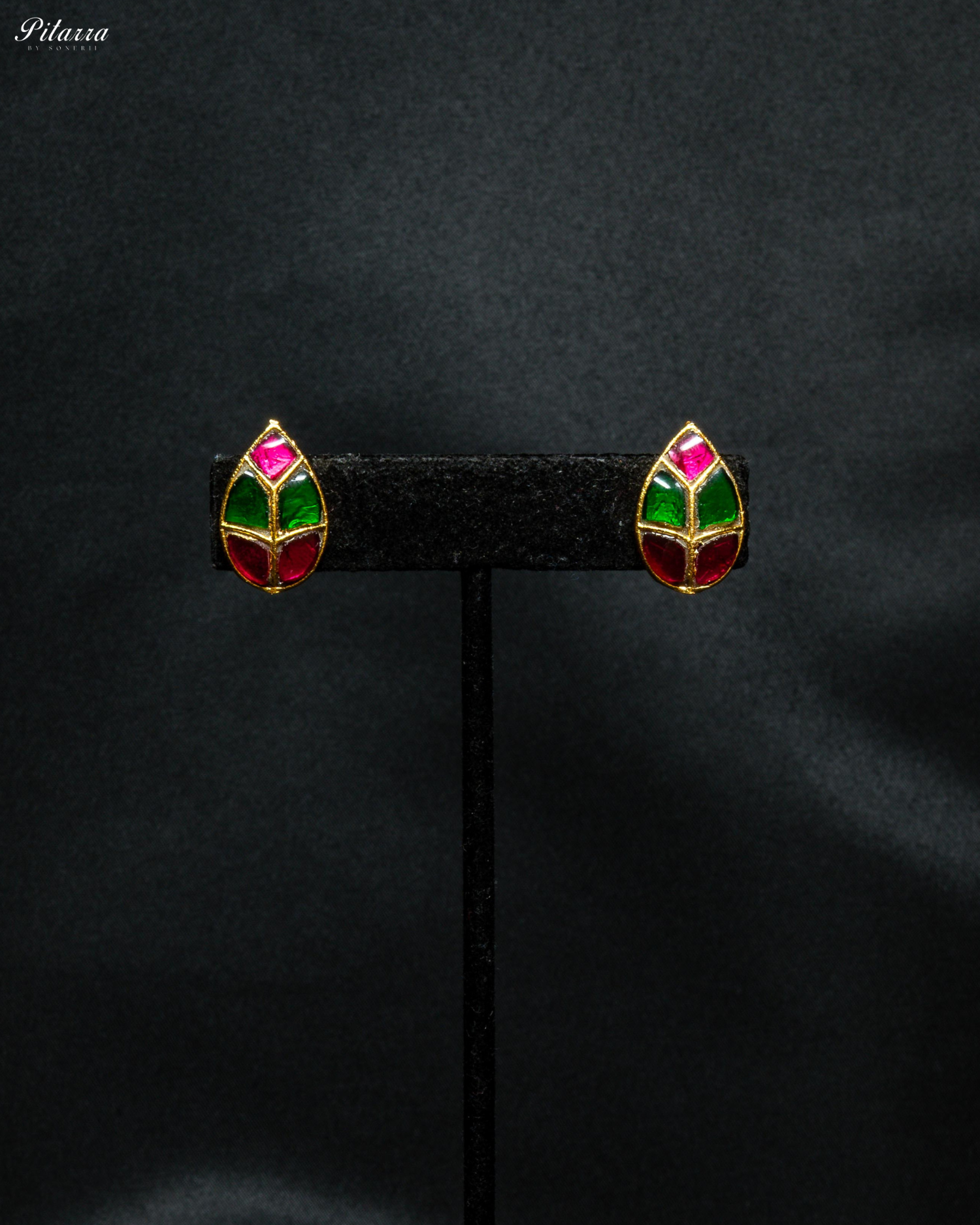 Gold Tone Pink Green Leaf Kundan Necklace Set