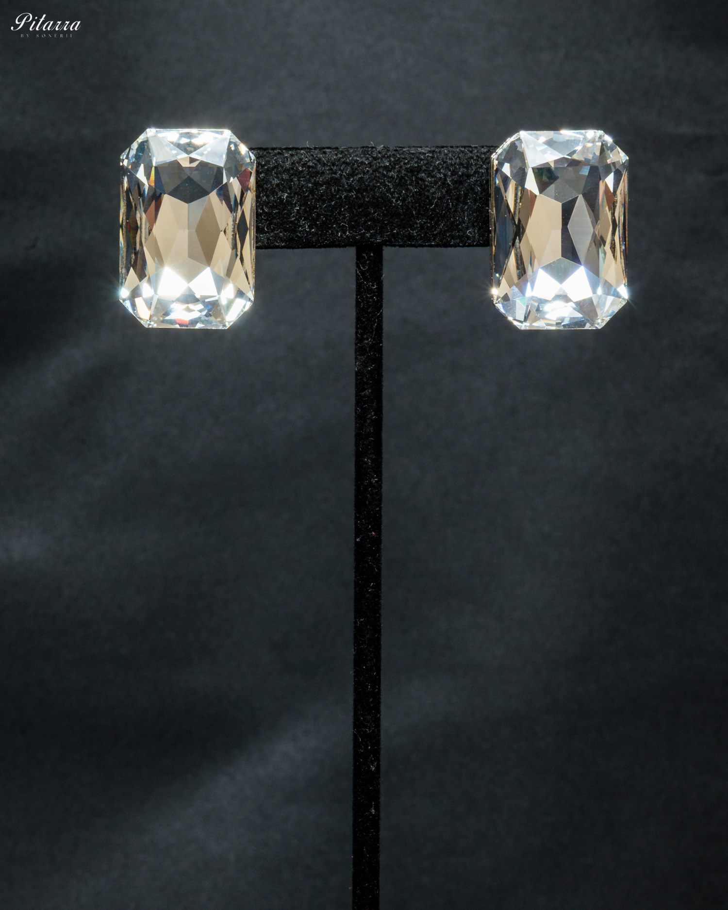 White Stone Square Grey Crystal Necklace Set