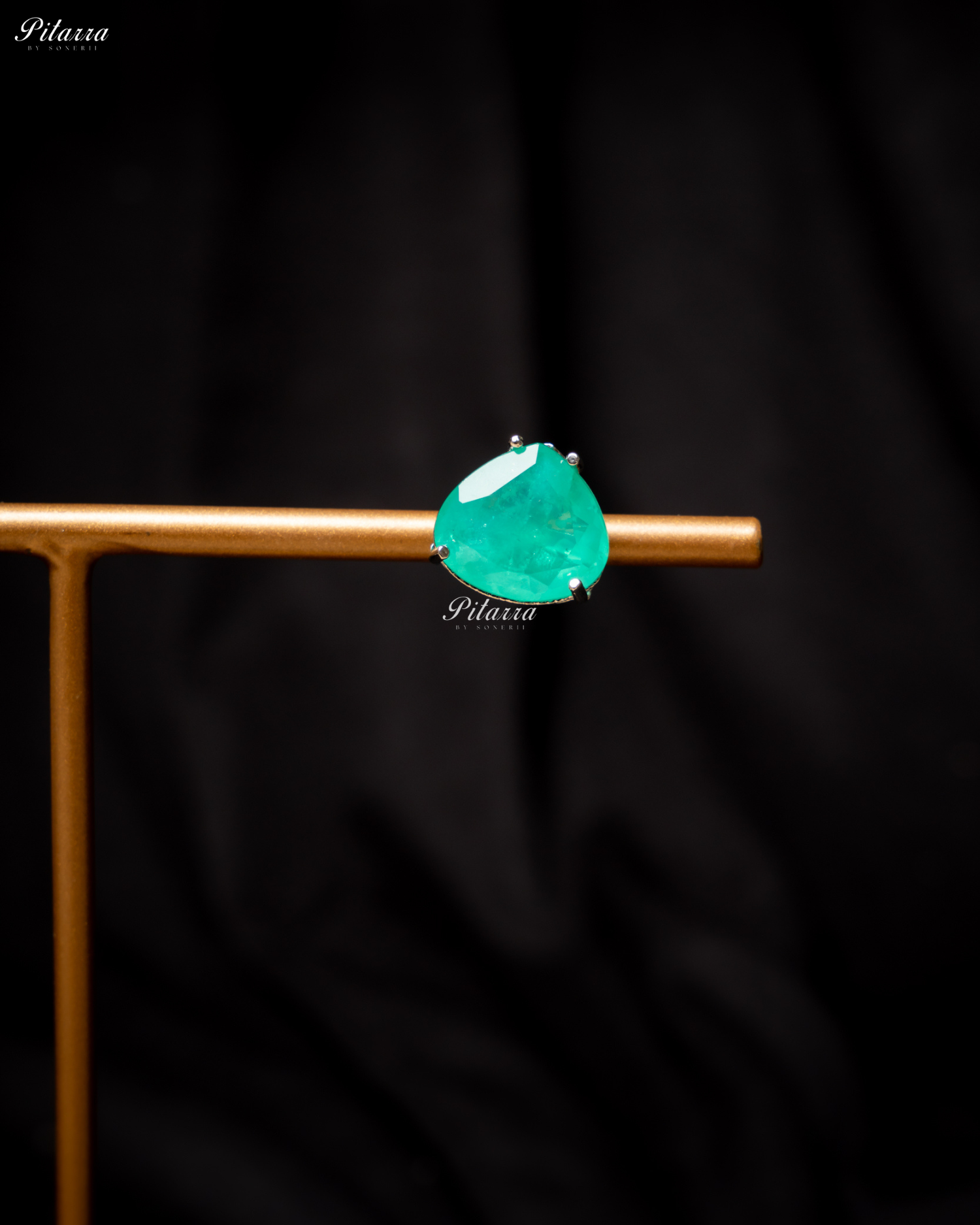 Mint Green Stone White Heartline Zircon Necklace Set