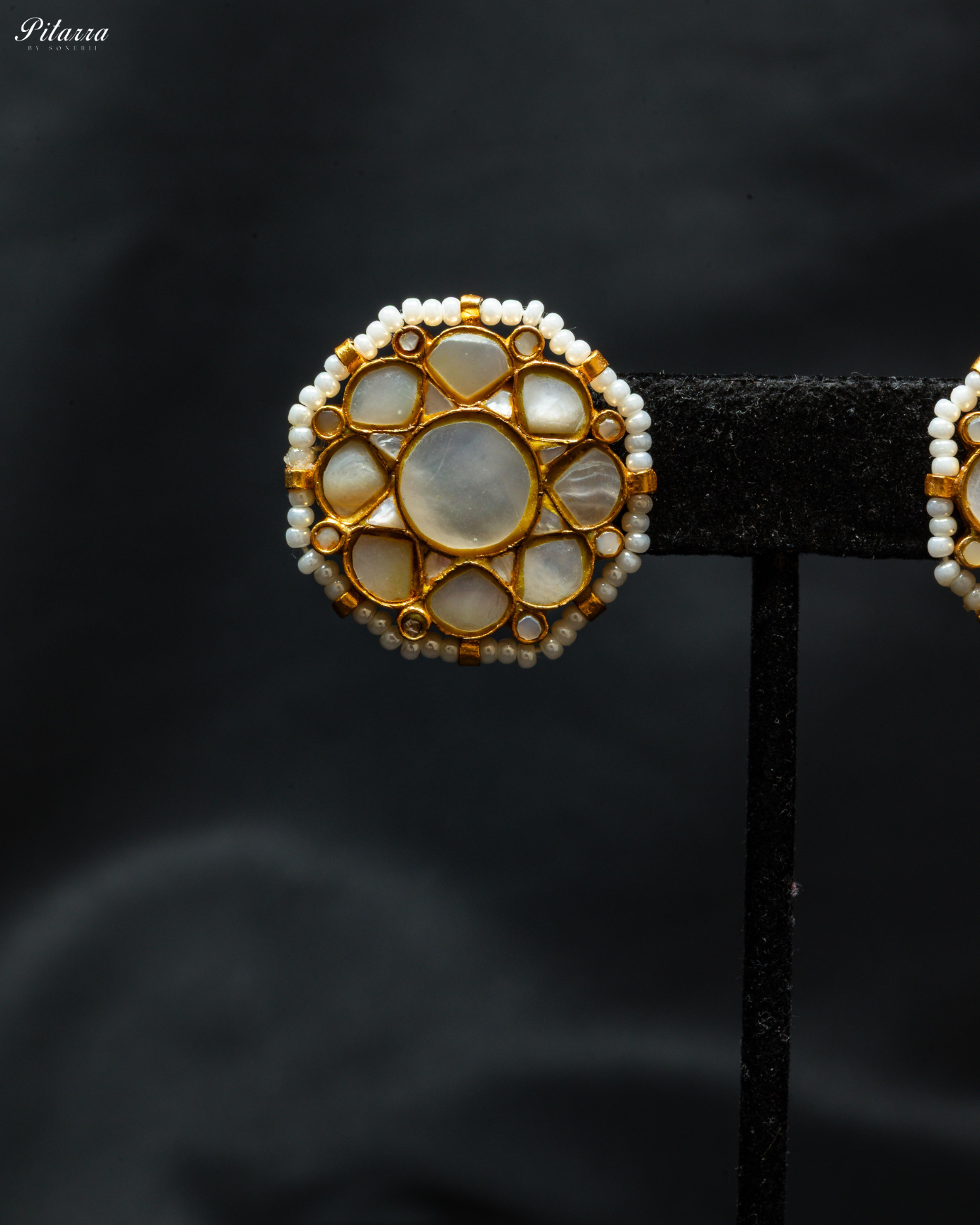 Classic White Monochrome Kundan Choker Set