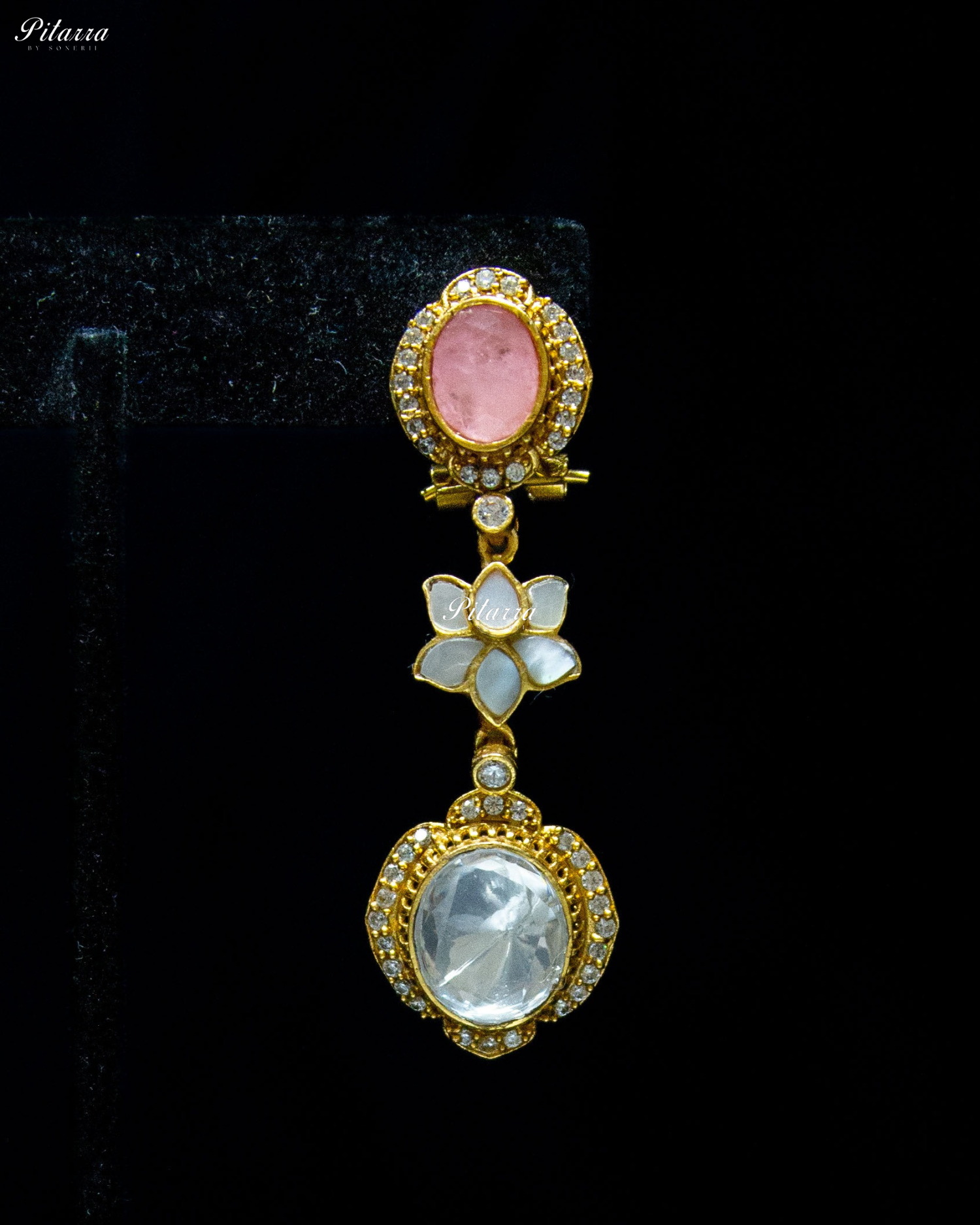 White Flora Peach Stone Kundan Choker Set