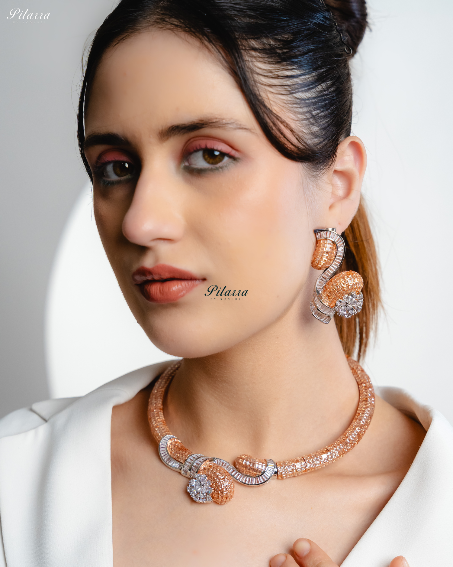 Rose Gold Unique Style Pitarra Crystal Choker Set