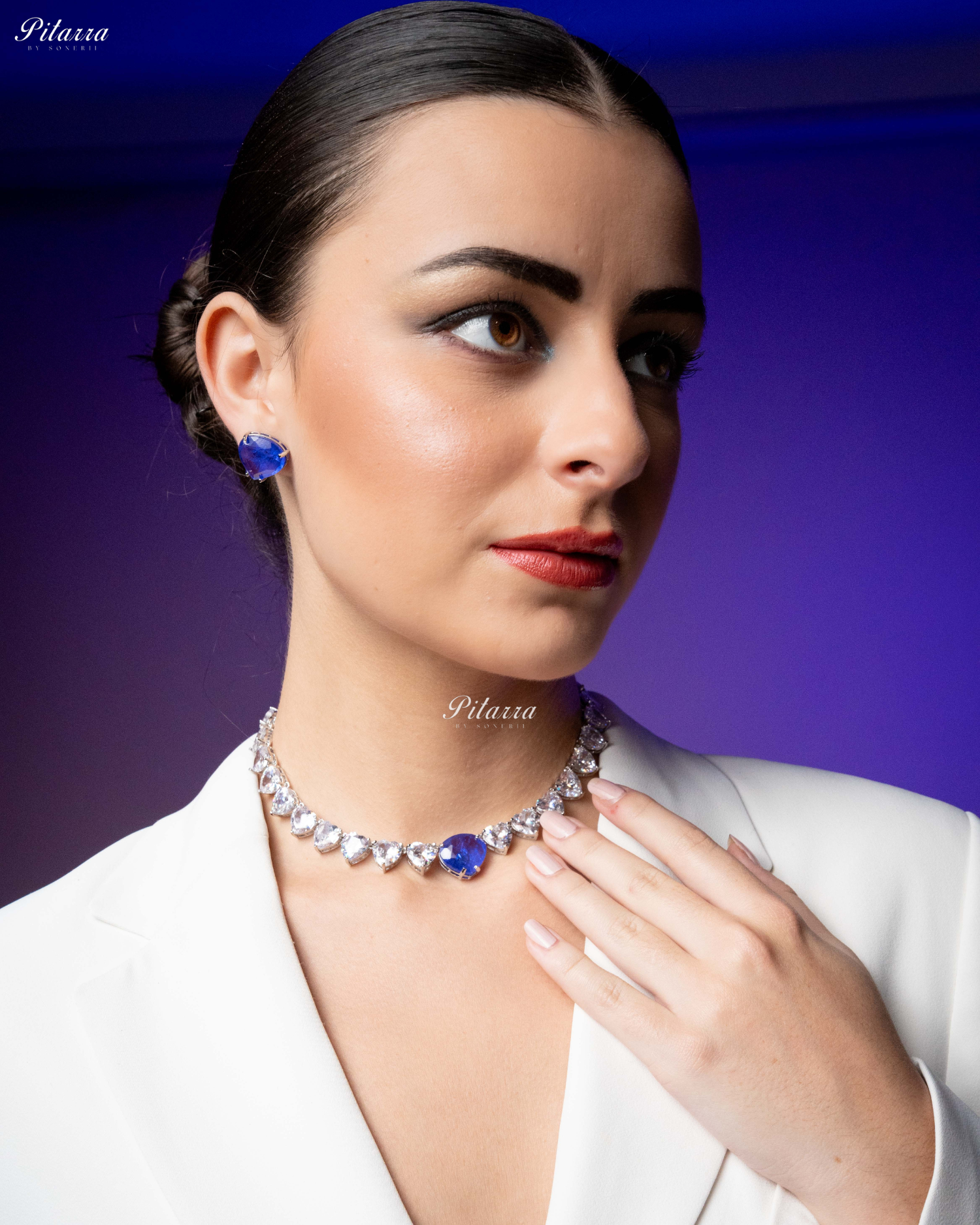 Blue Stone White Heartline Zircon Necklace Set