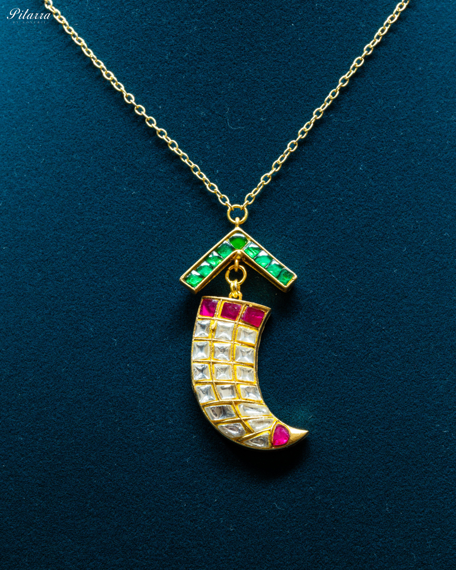 Classic Two Tone Dagger Chain Kundan Pendant Necklace