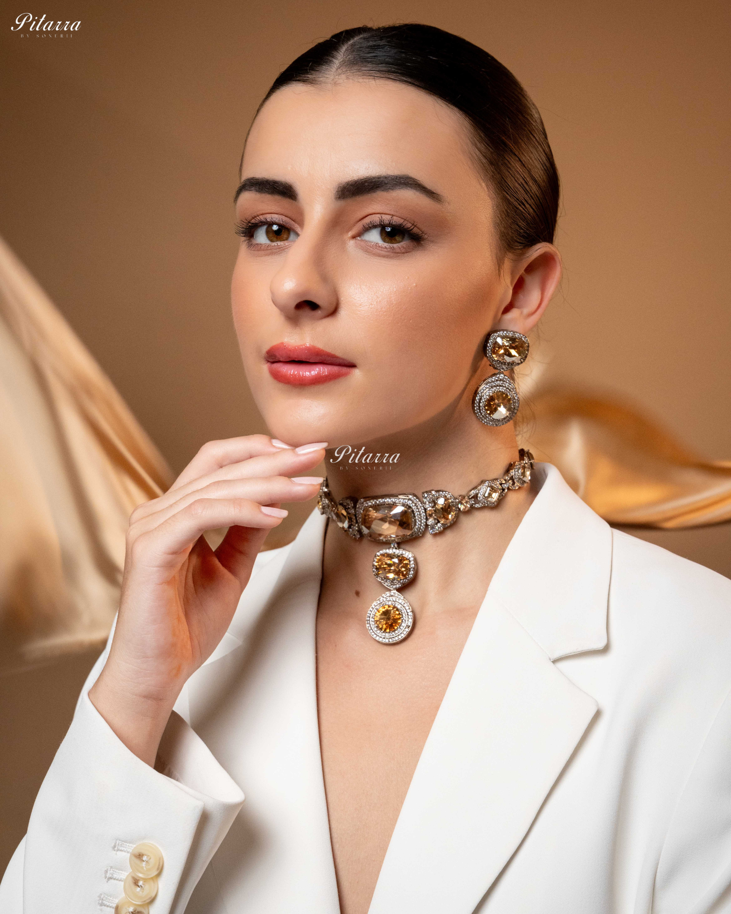 Yellow Three Stone Crystal Choker Set