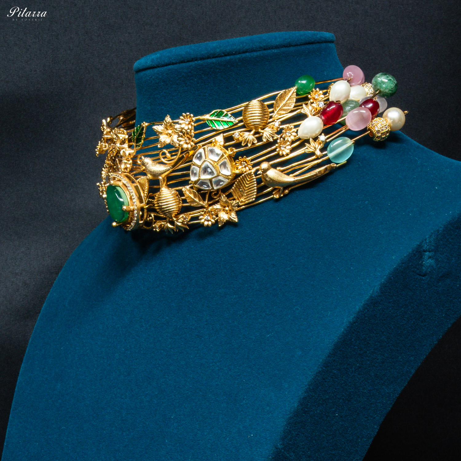 Antique Gold Plated Green Stone Choker Set