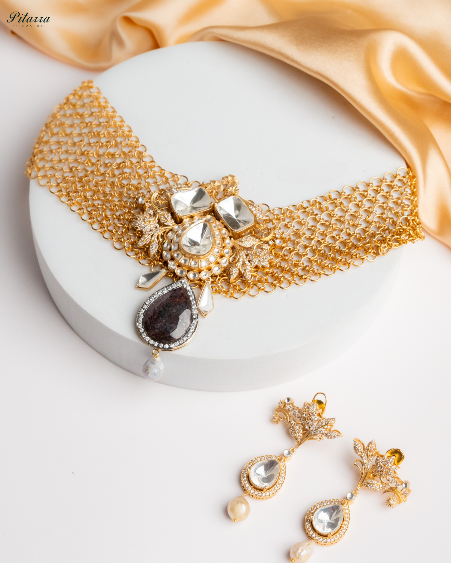 Antique Finish Brown Crystal Stone Kundan Set_Front Image