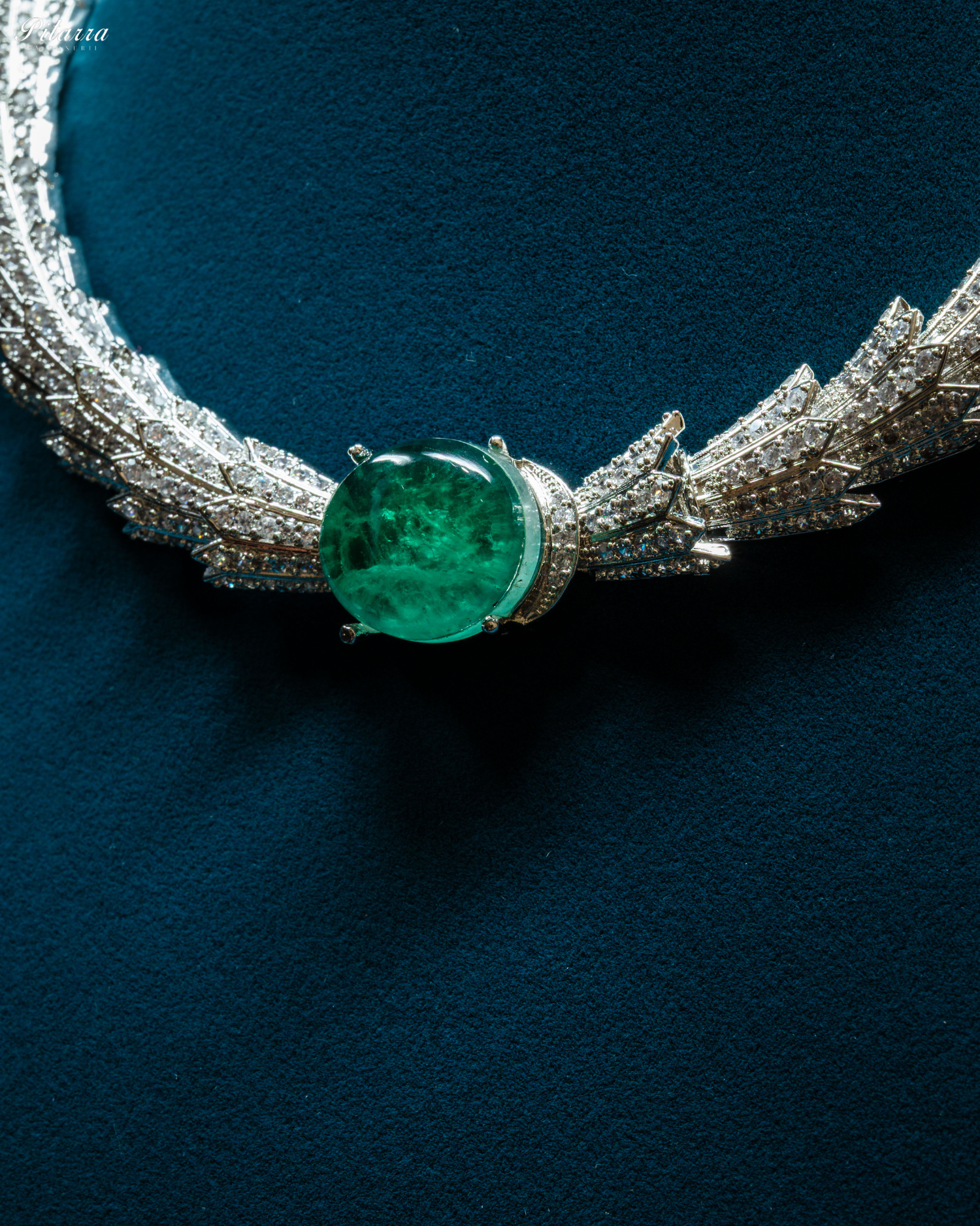Emerald Green Single Stone Doublet Necklace Set_Zoom Angle