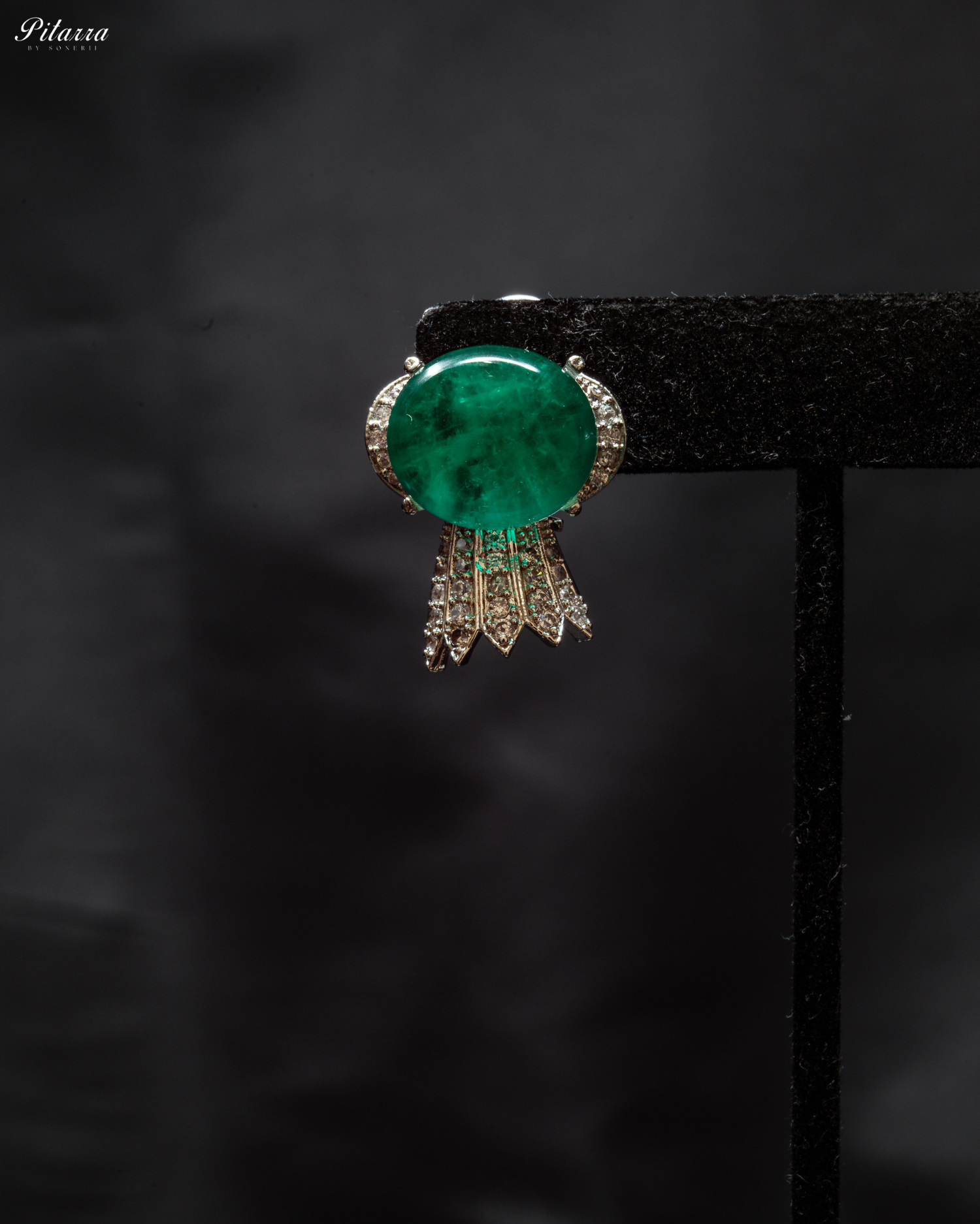 Emerald Green Single Stone Doublet Necklace Set_Zoom Earrings