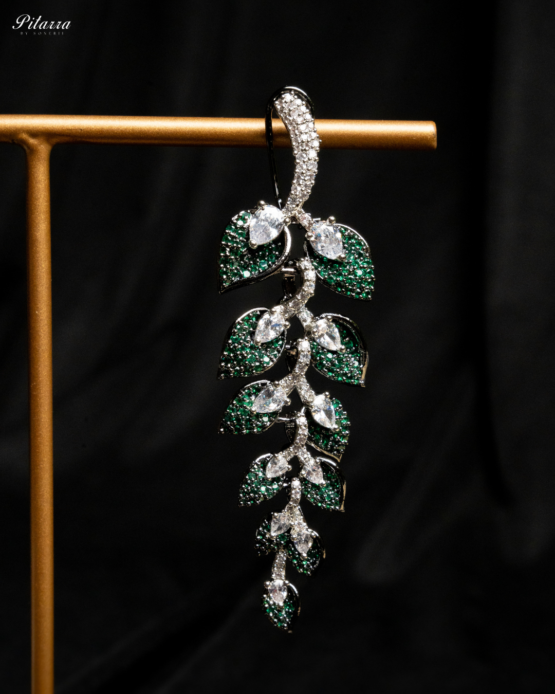 Emerald Green Stone Cubic Zirconia Necklace Set_Zoom Earrings