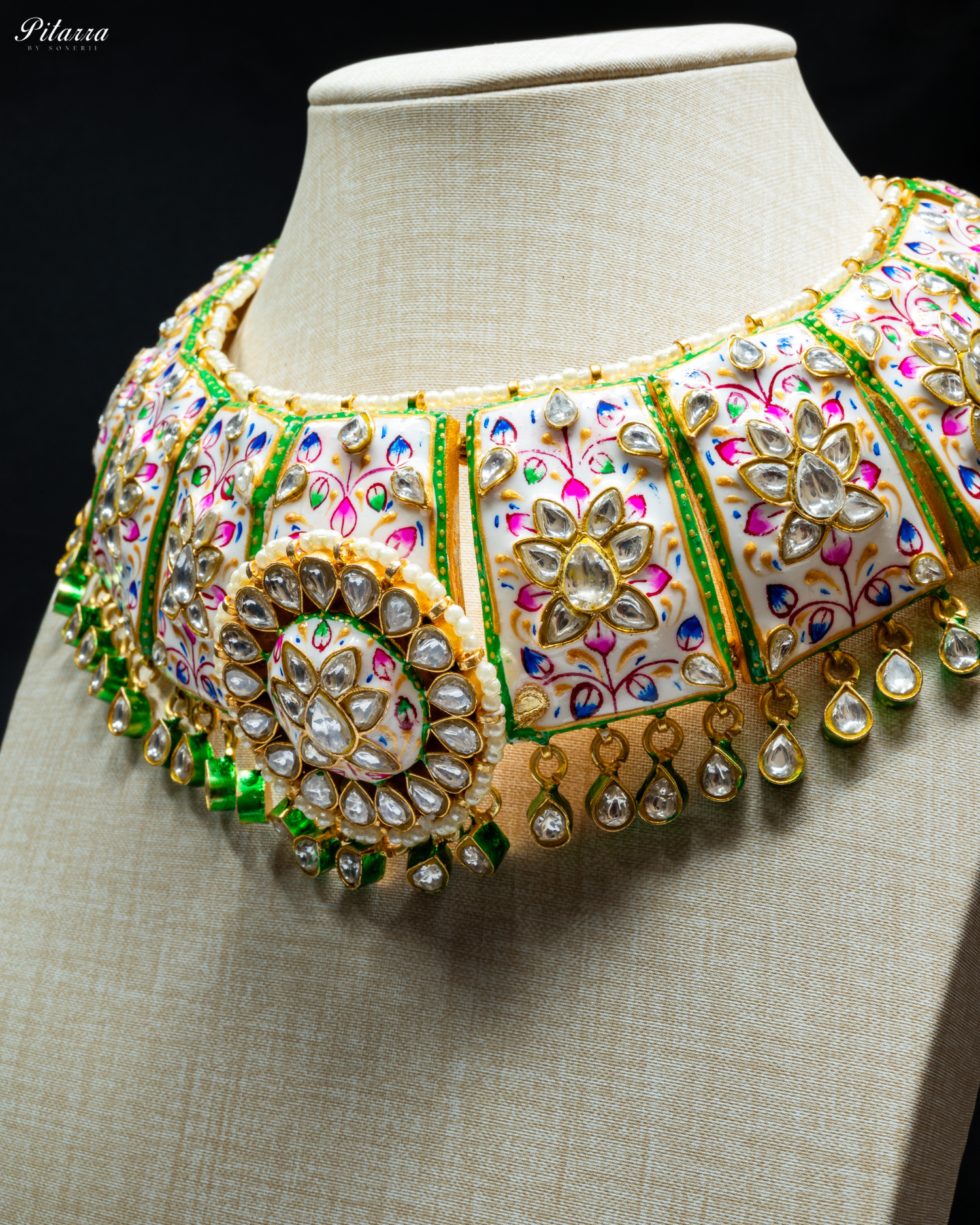 Fine Minakari Kundan Necklace Set_Zoom Angle