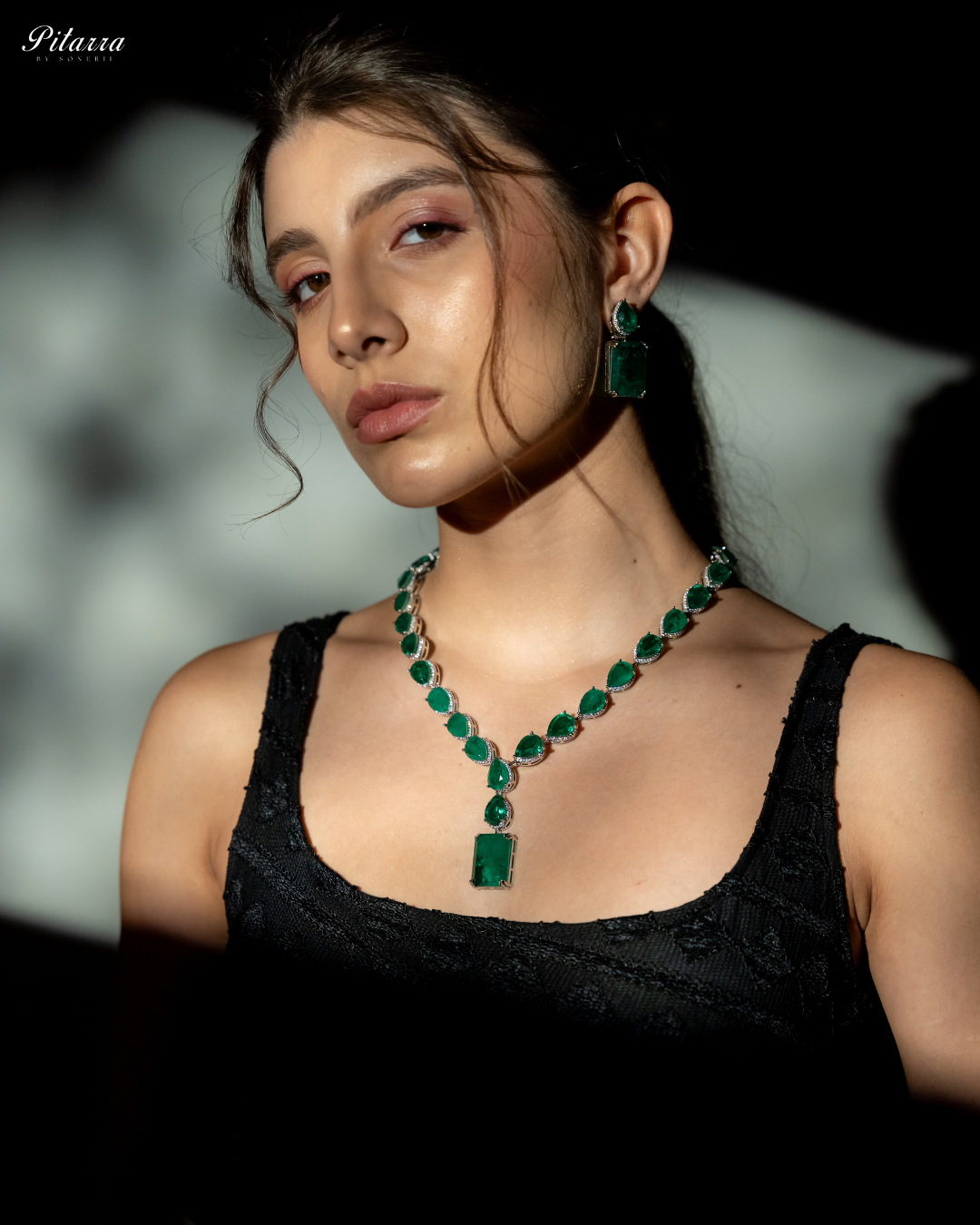 Green Stone Zirconia Necklace Set_Side