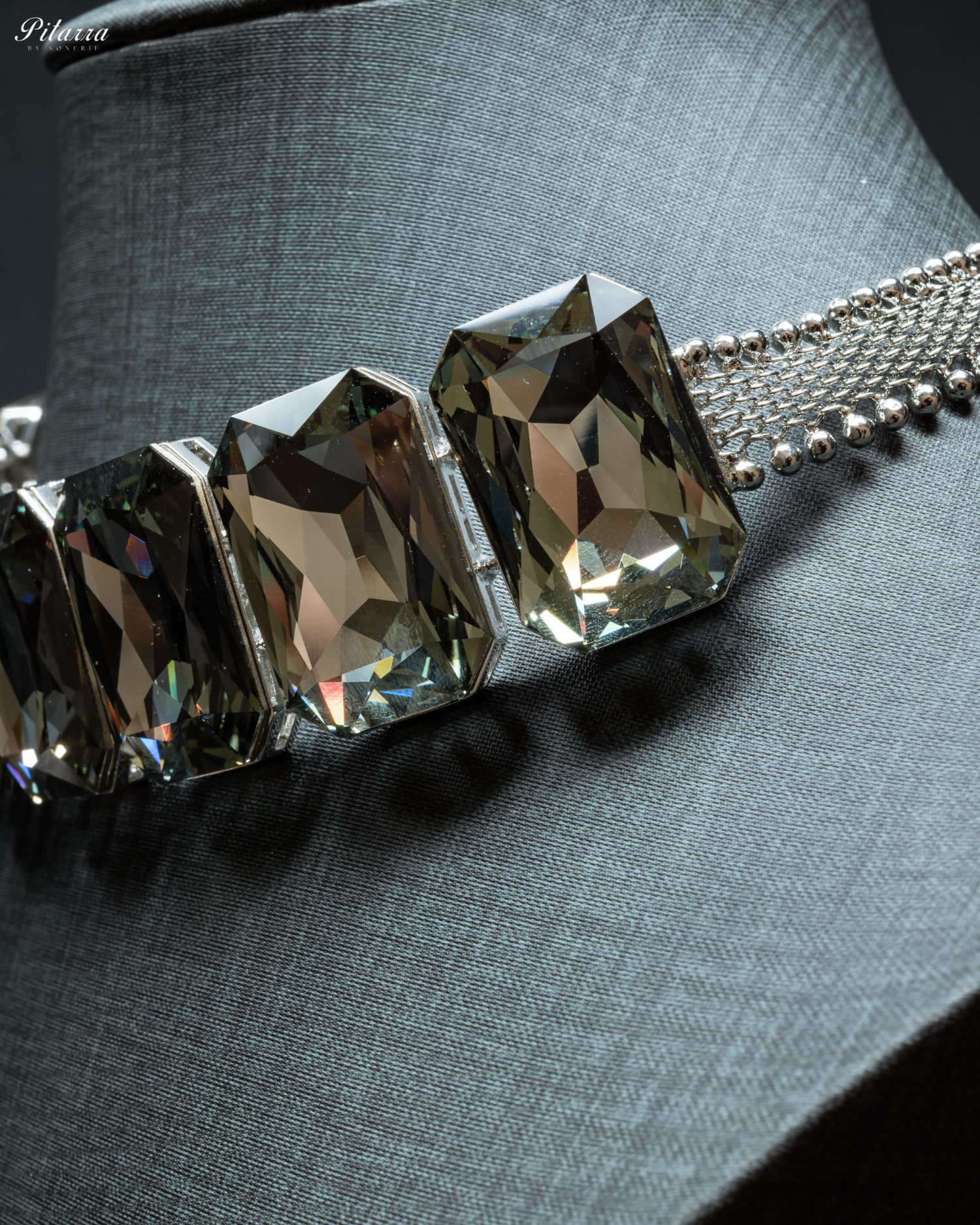 Grey Swarovski Choker Set_Zoom Angle