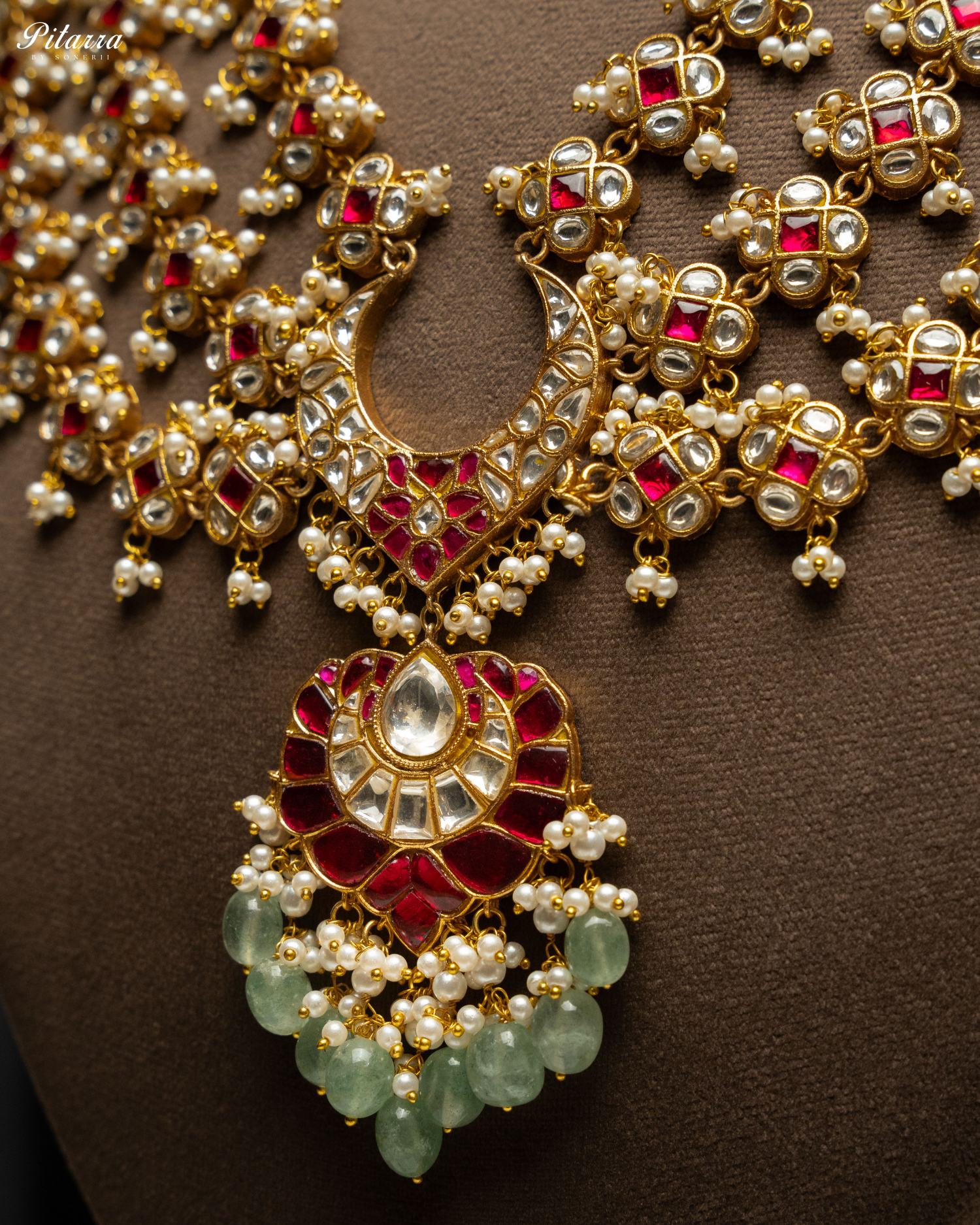 Long Traditional Kundan Necklace With Green Pearl Zoom Shoot