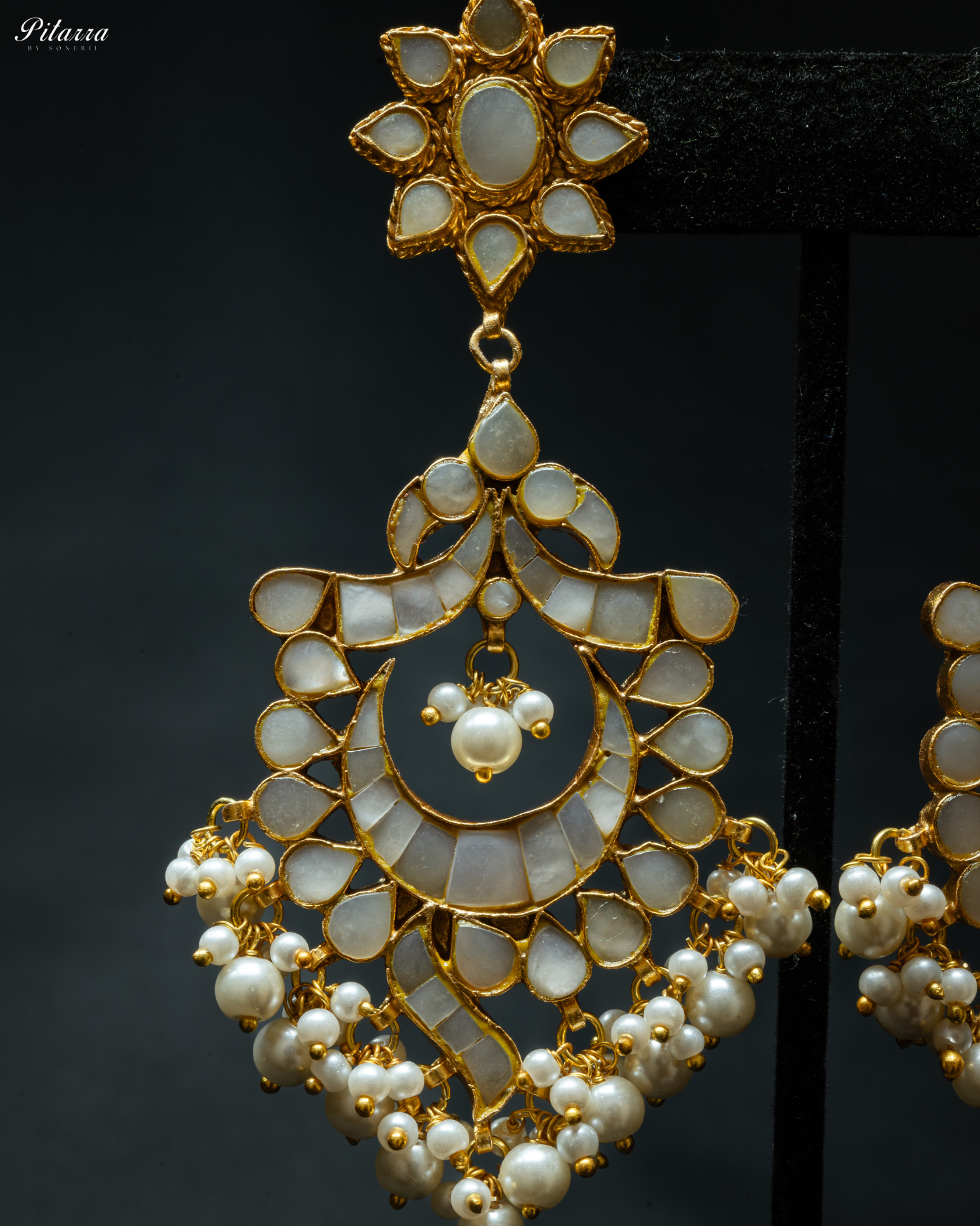 MOP Chandbalis in Gold Plating_Zoom Angle