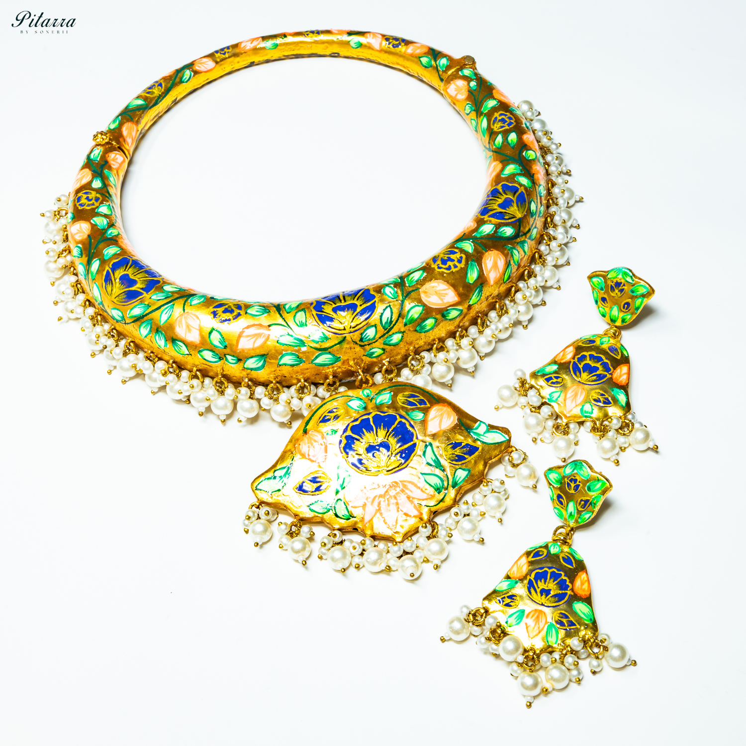 Maharani Kundan Rajwada Jodhpuri Necklace Set_White Background