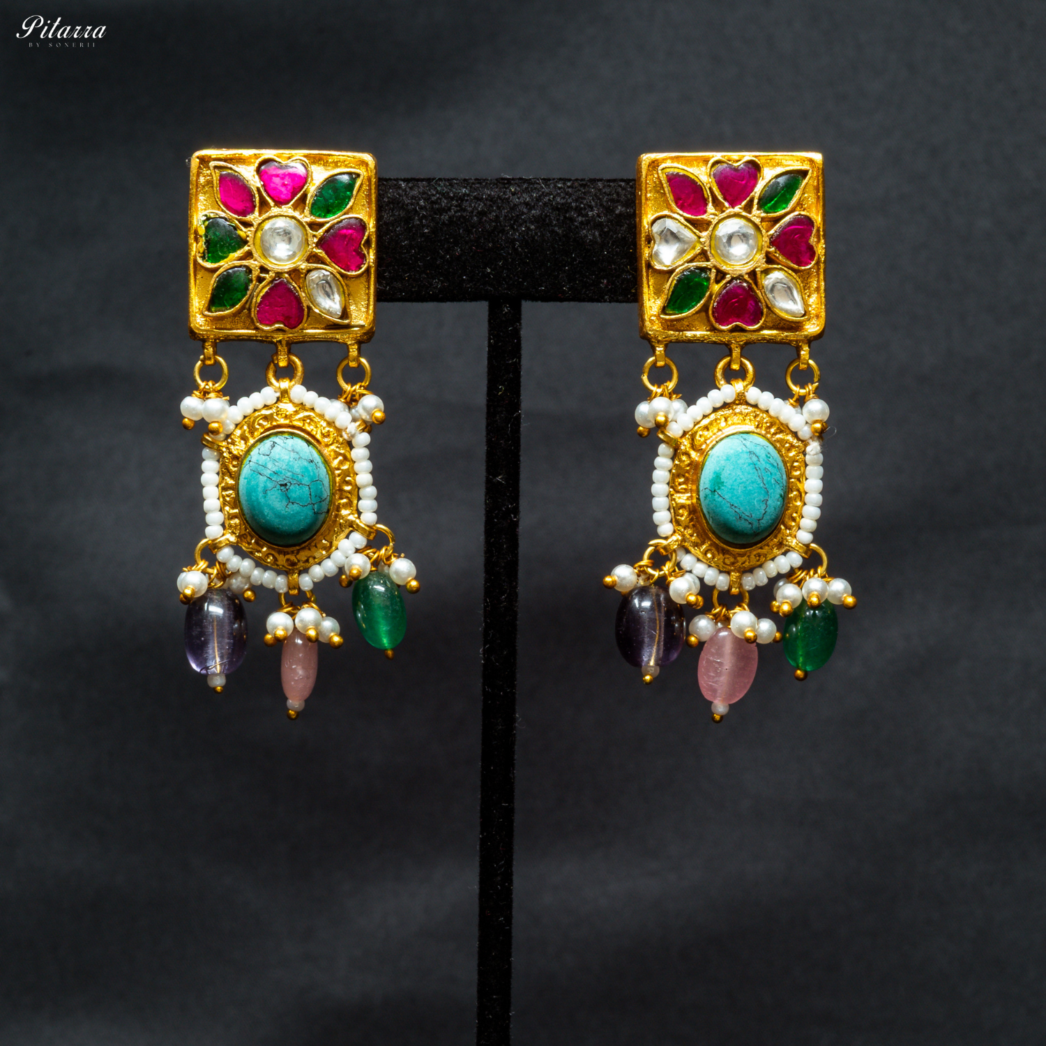 Multicolor_Stone_Studded_Golden_Choker_Set_Earrings