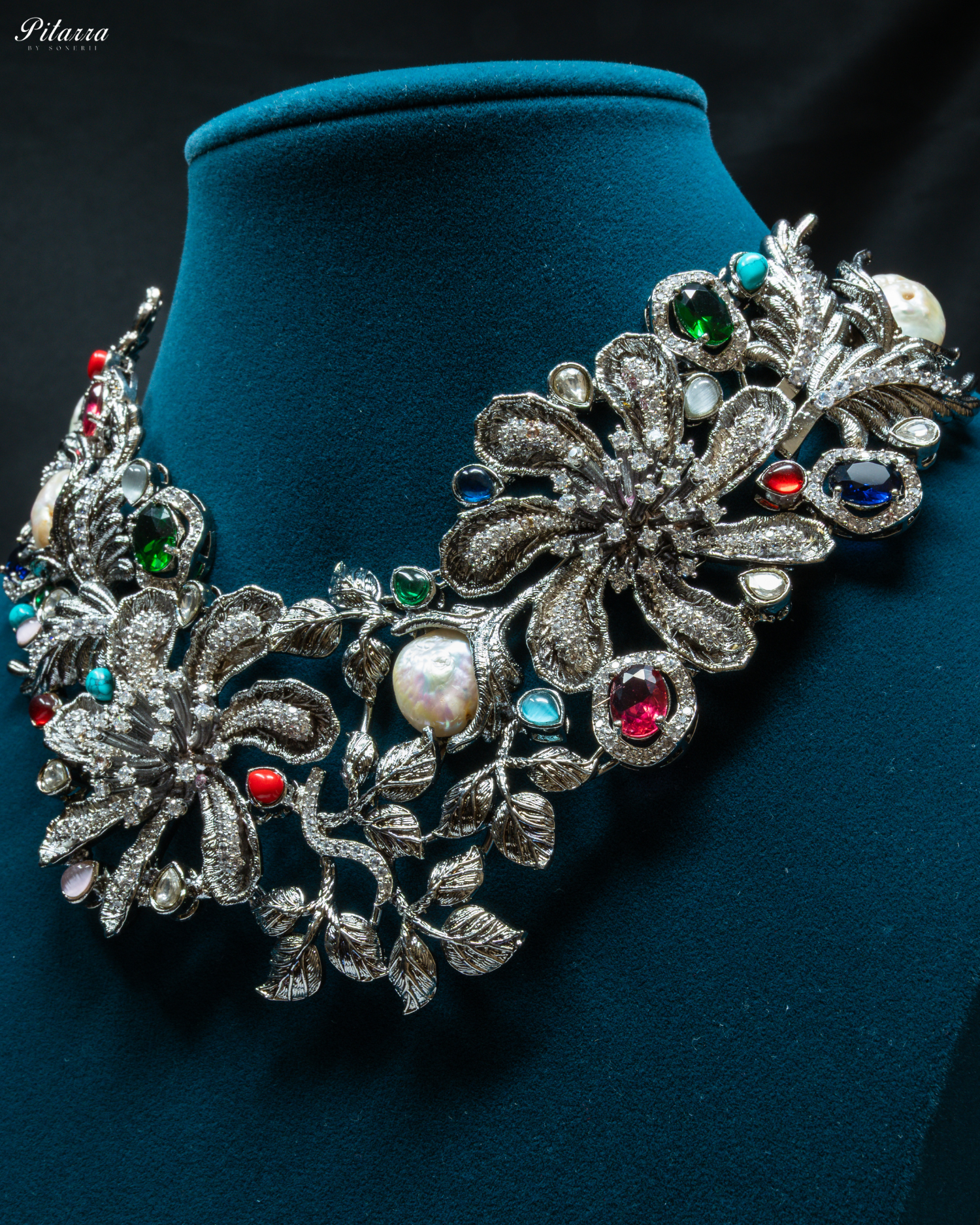 Multicolored in Victorian polish Necklace set_Zoom Angle