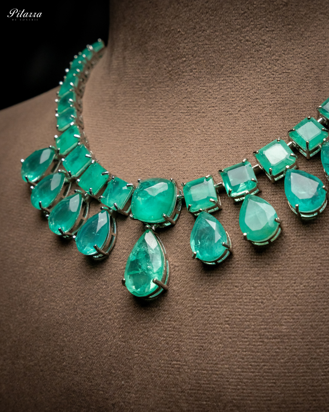 Pitarra Rhodium Green Crystal Necklace Set_Zoom Angle