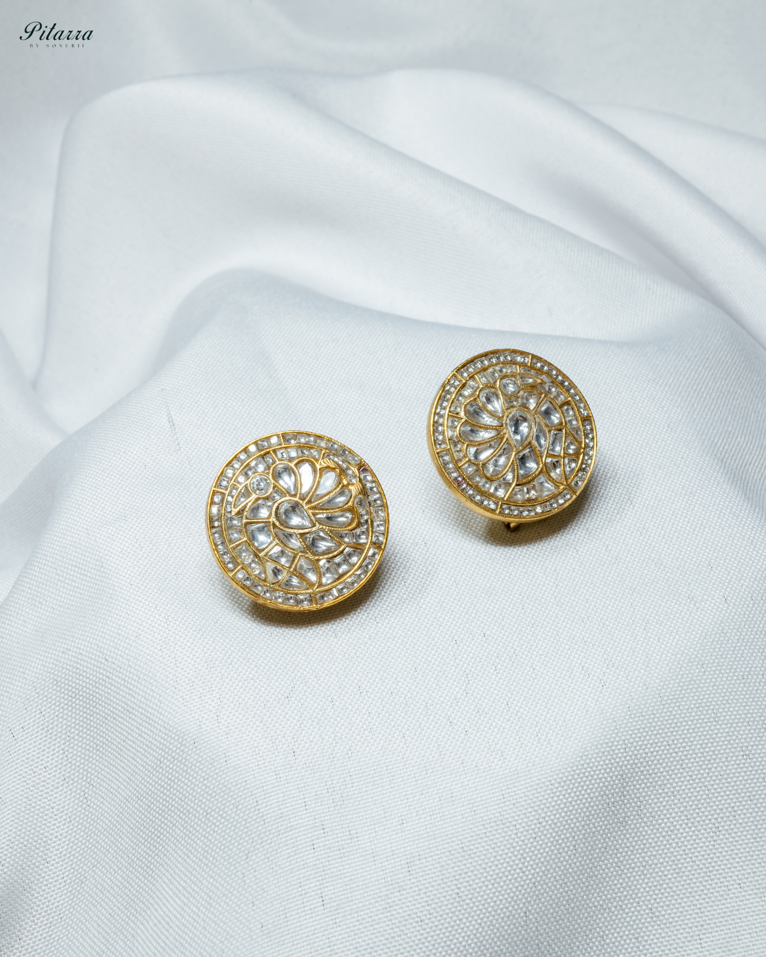 Premium Kundan Studs Earrings in Gold Plating_White Background