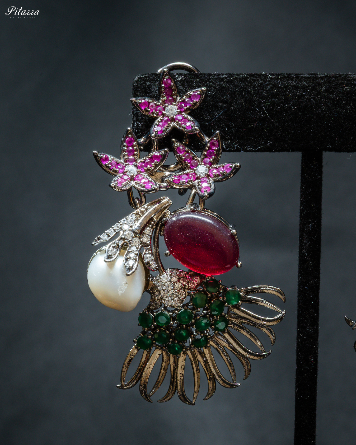 Purple Star Red Stone Necklace Set_Zoom Earrings