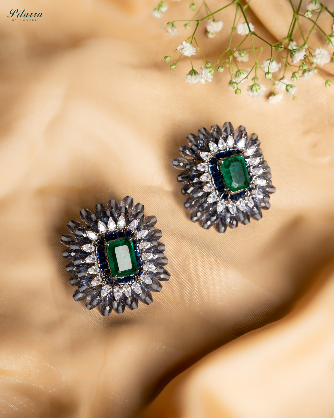 Royal Blue Emerald Studs Earrings_Image