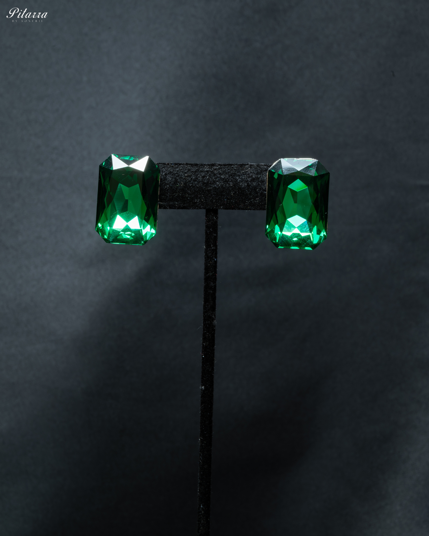 Royal Green Swarovski Choker Set_Earrings