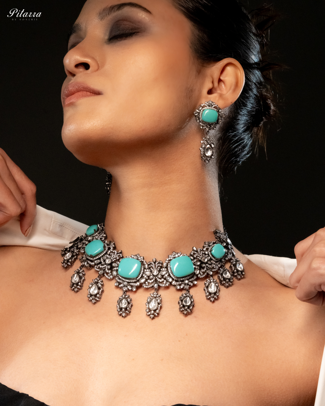 Turquoise Blue Royal Kundan Necklace Set_Side Image
