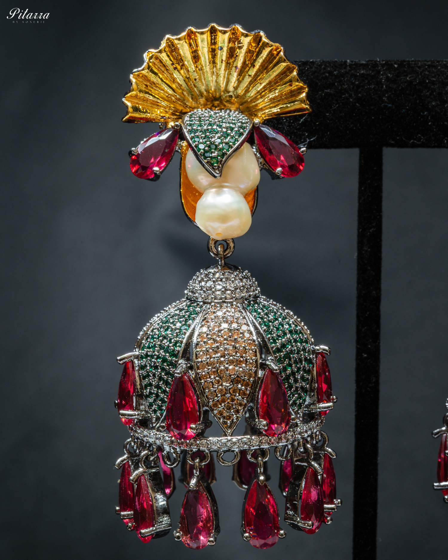 Yellow Floral Peach Pearls Fusion Set_Zoom Earrings