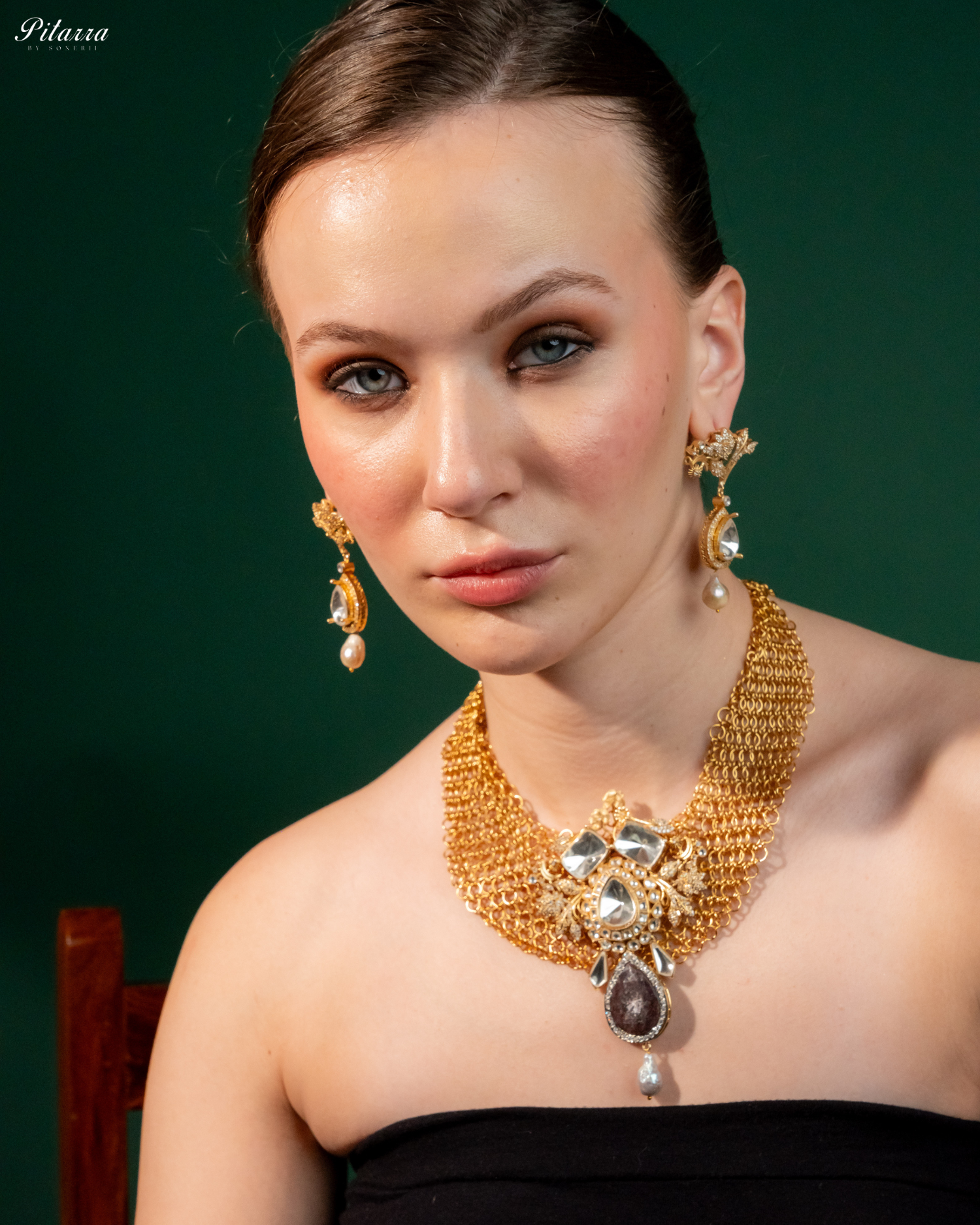 Antique Finish Brown Crystal Stone Kundan Set