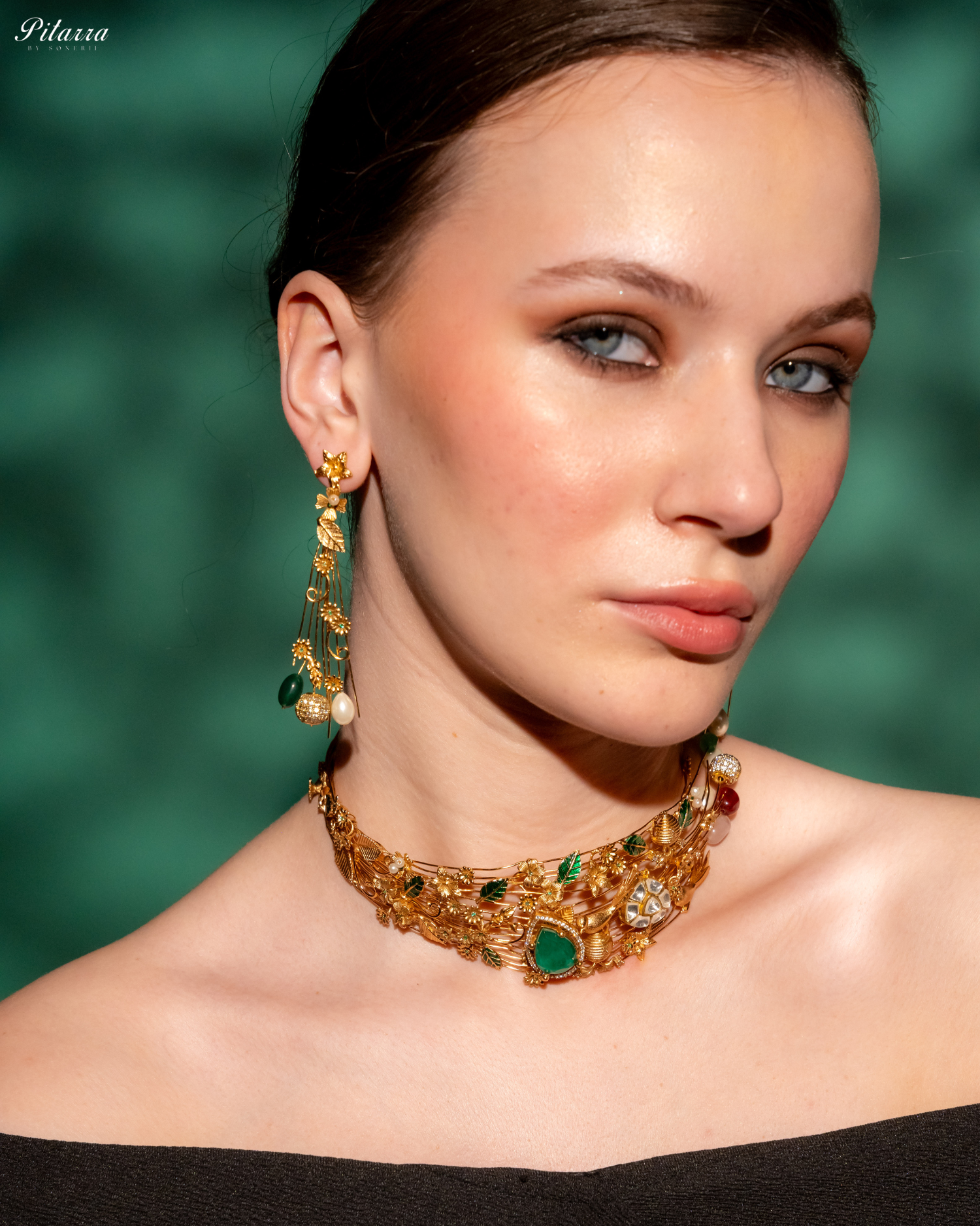 Golden Leaf With Green Crystals Choker Set