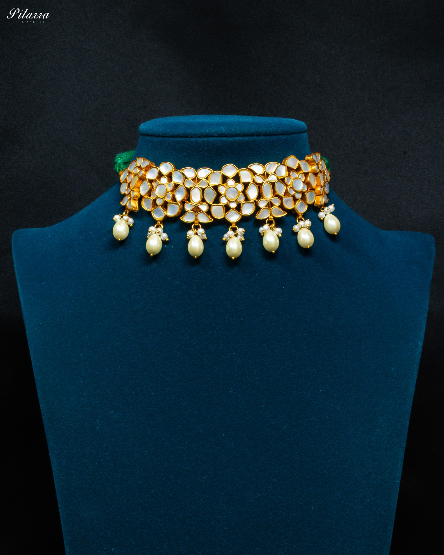 Classic White Monochrome Kundan Choker Set