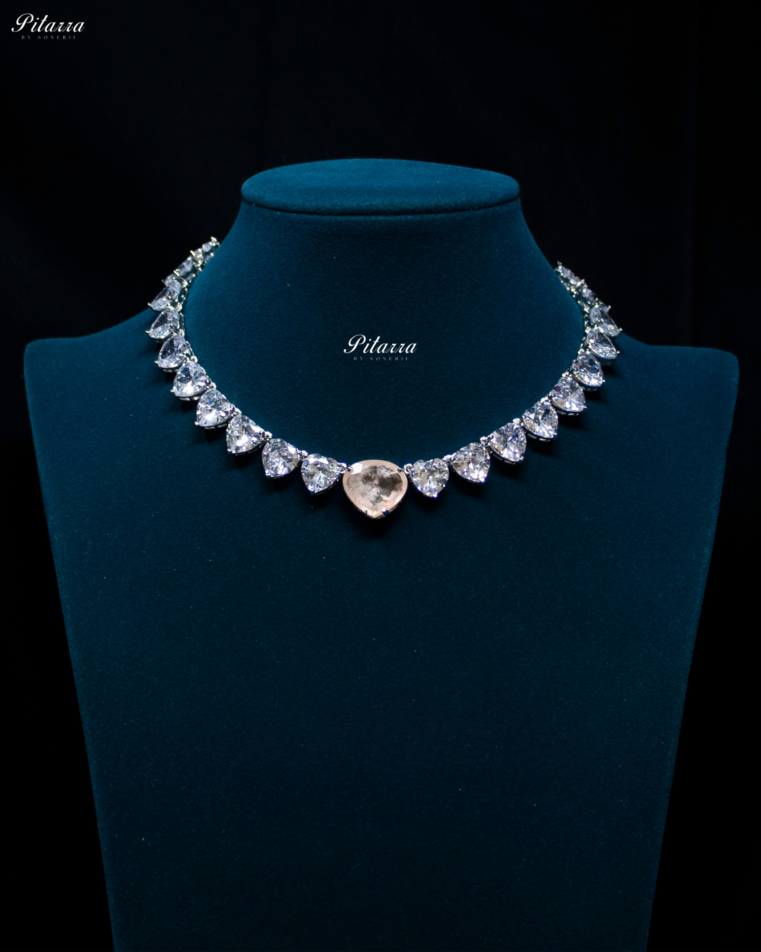 Peach Stone White Heartline Zircon Necklace Set