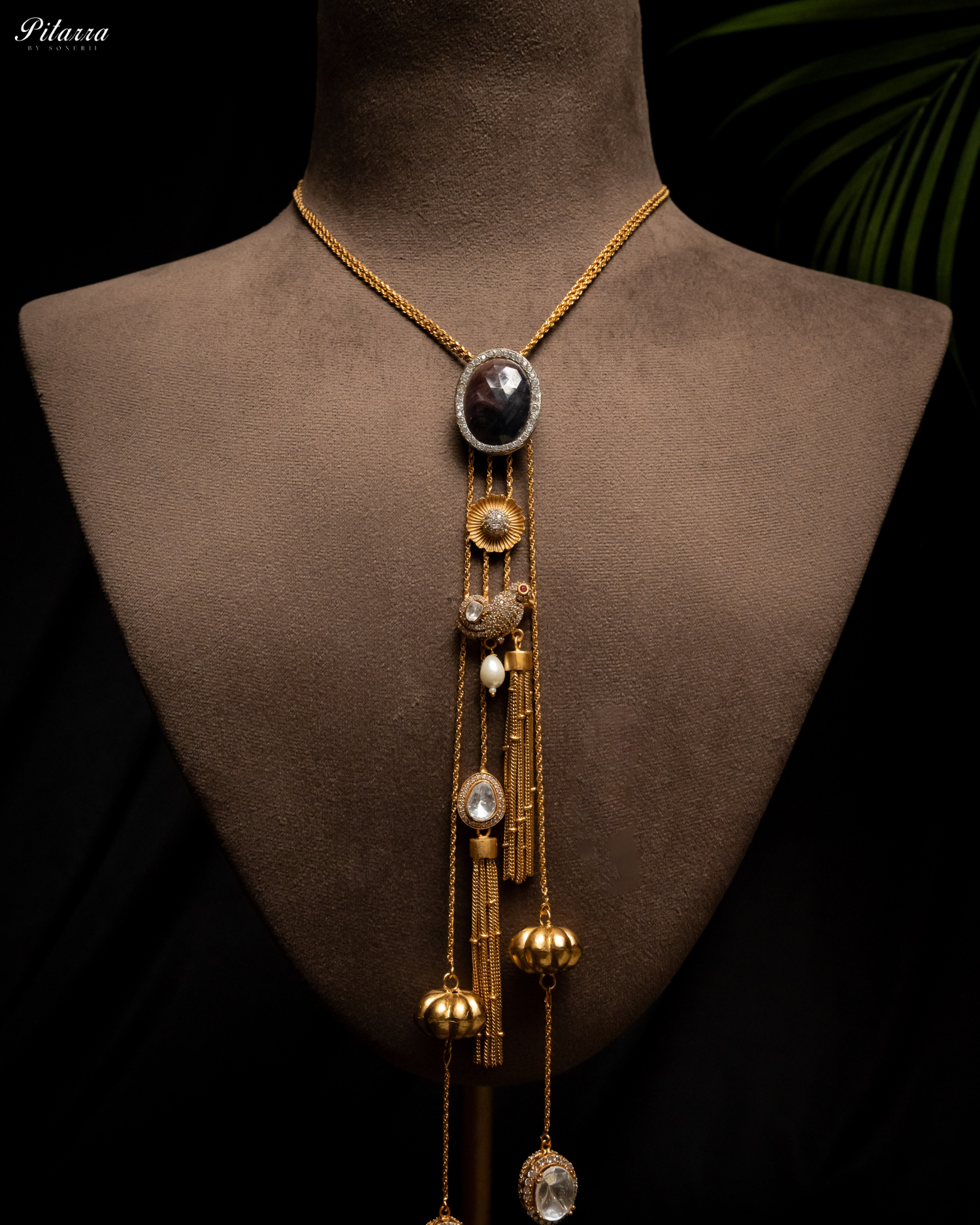 Pitarra Blue Stone Golden Chain Neccklace Set