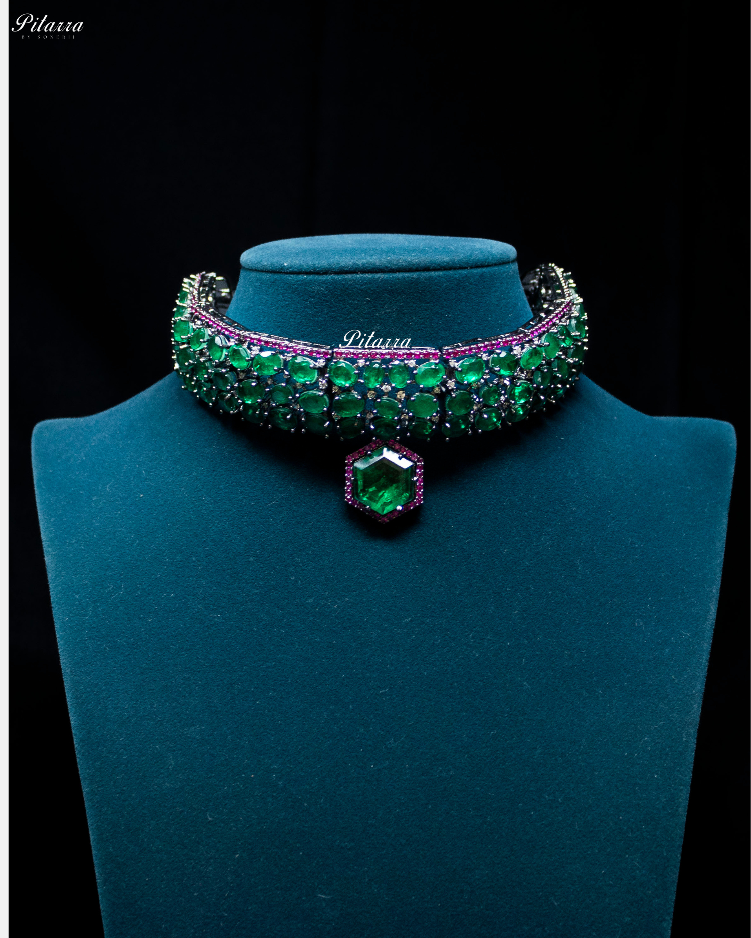 Emerald Stone Purple Lining Crystal Choker Set