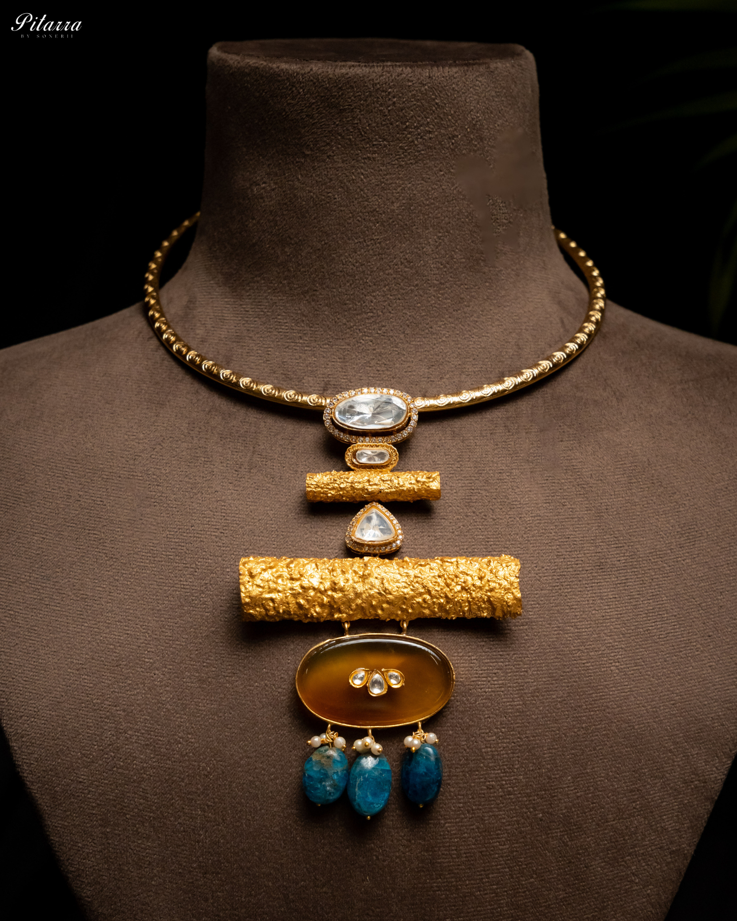 Blue Stone Vibrant Charm Pendant Set