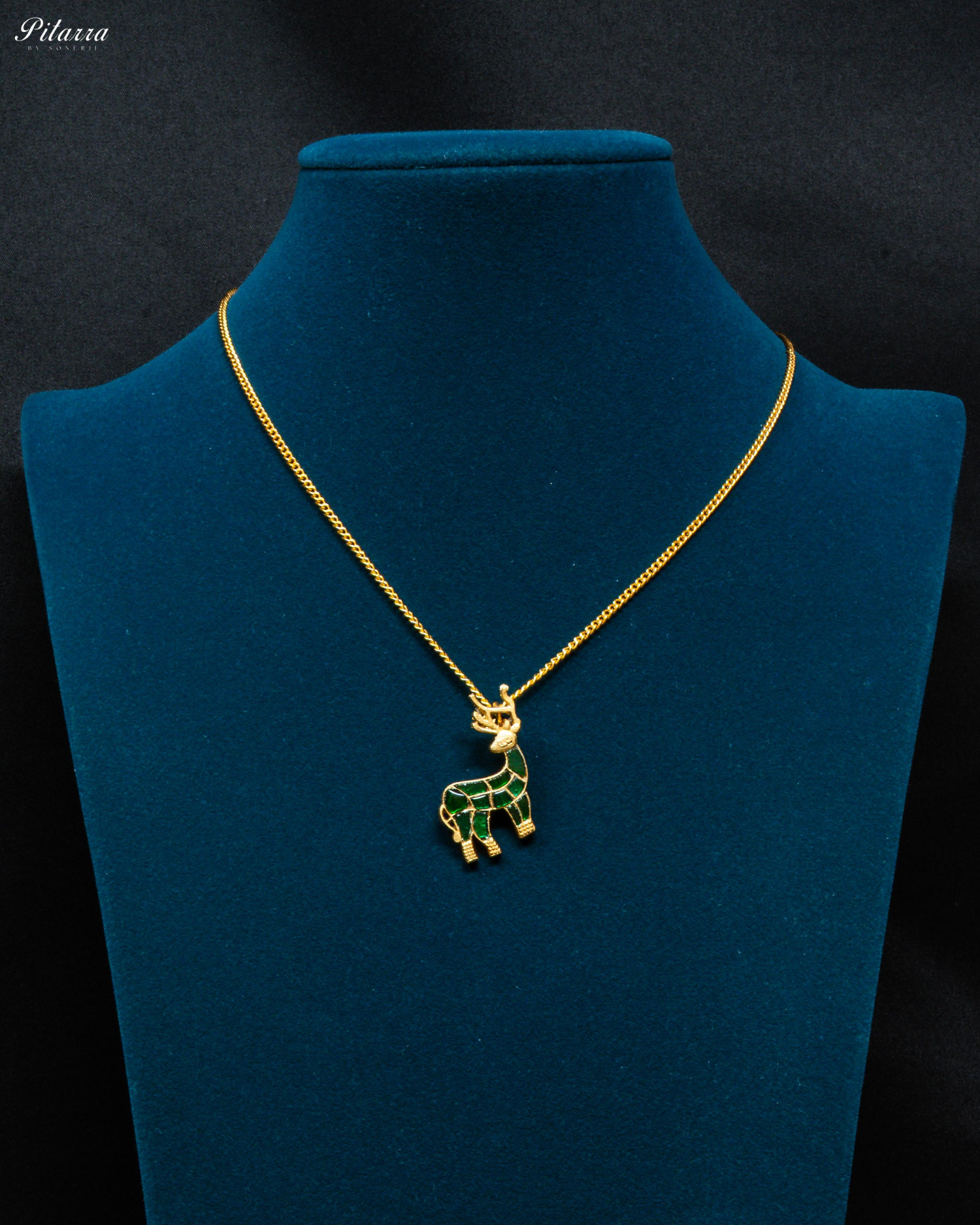 Green Hiran Chain Kundan Pendant Necklace