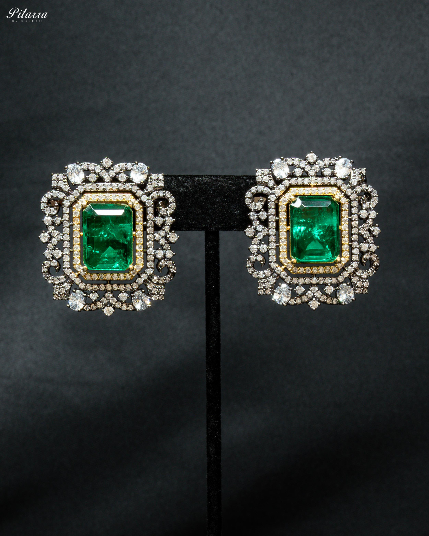 Emerald Stone Doublet Pearl Choker Set