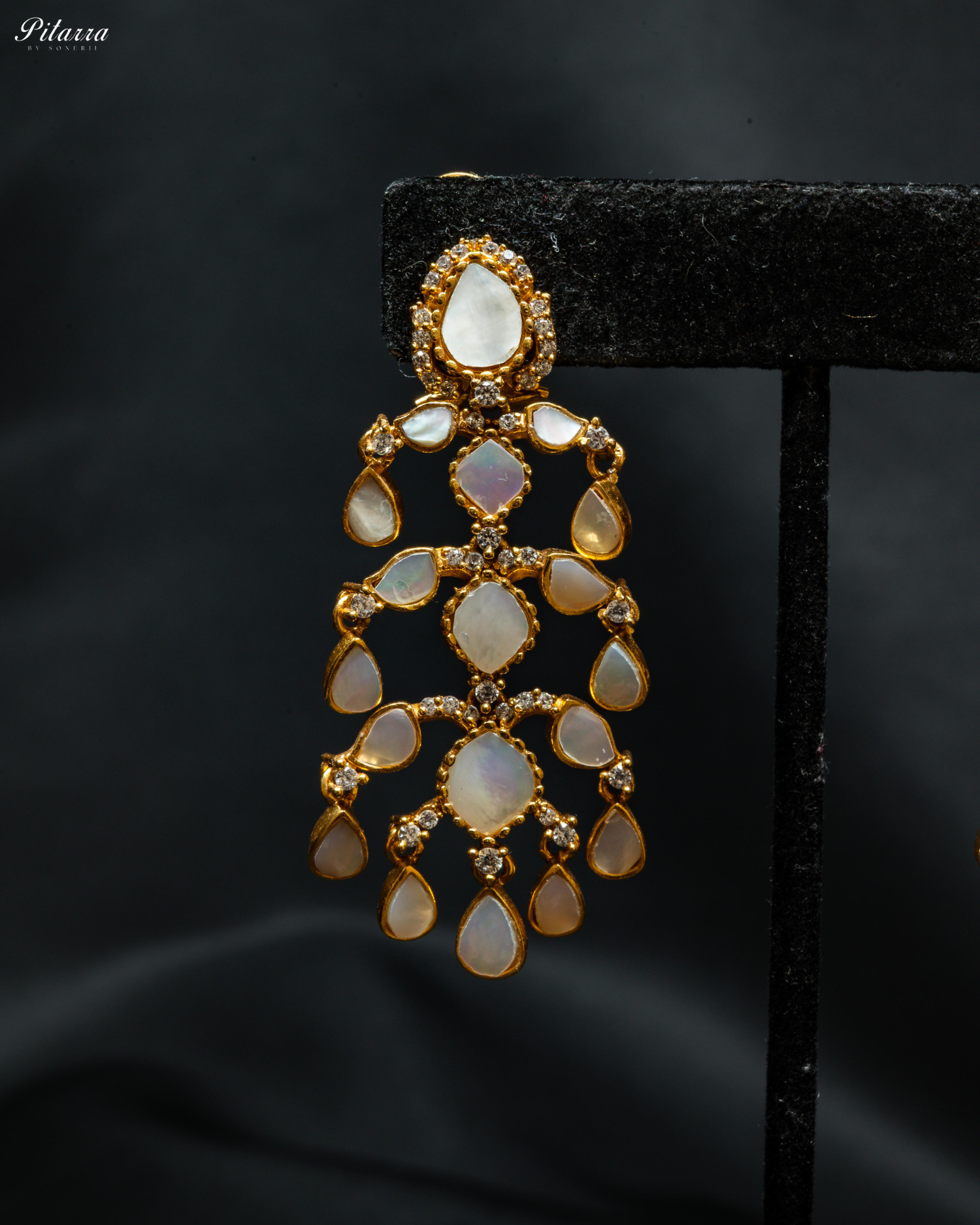 Pitarra Gold Finish Traditional Kundan Dangler Earrings