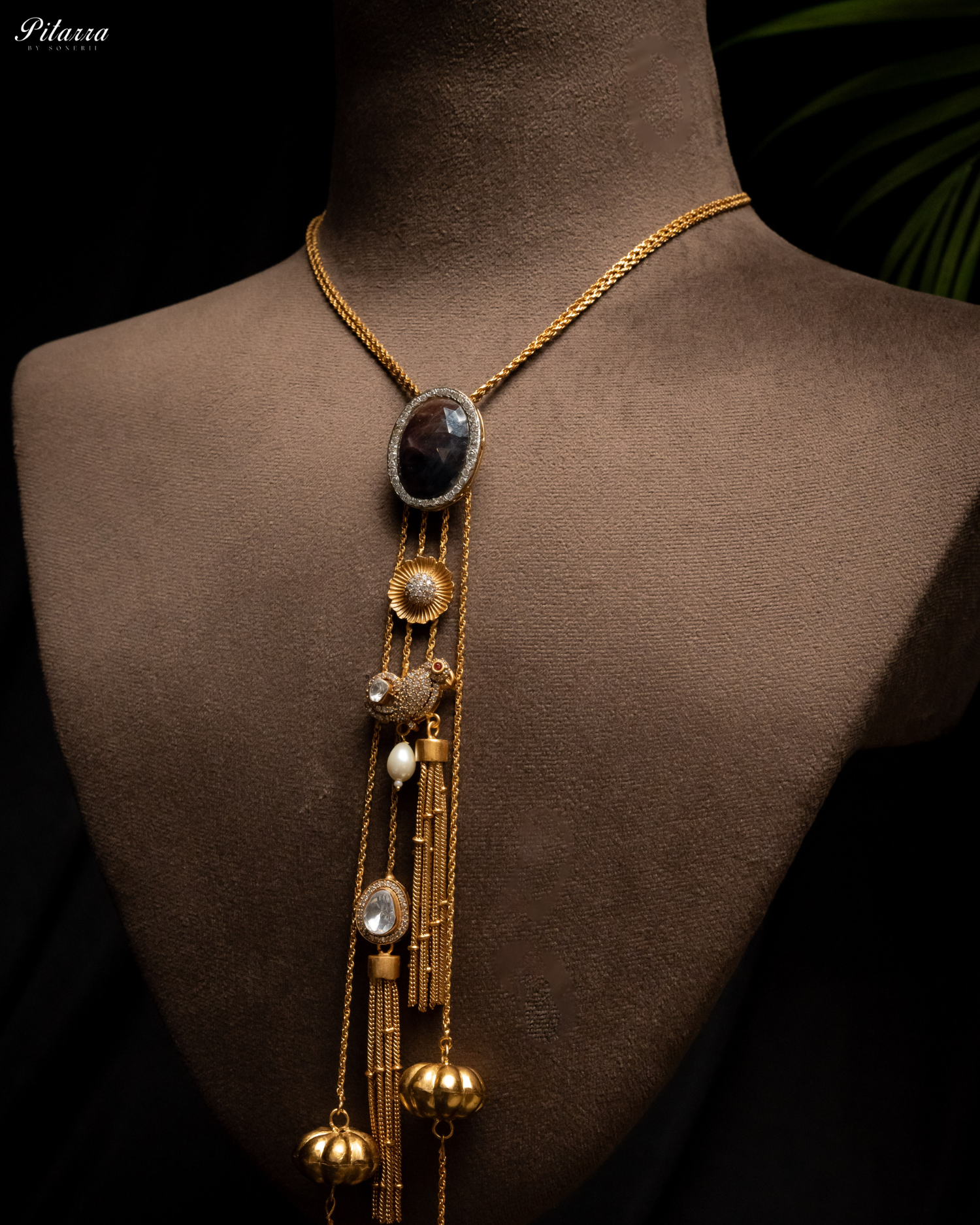 Pitarra Blue Stone Golden Chain Neccklace Set