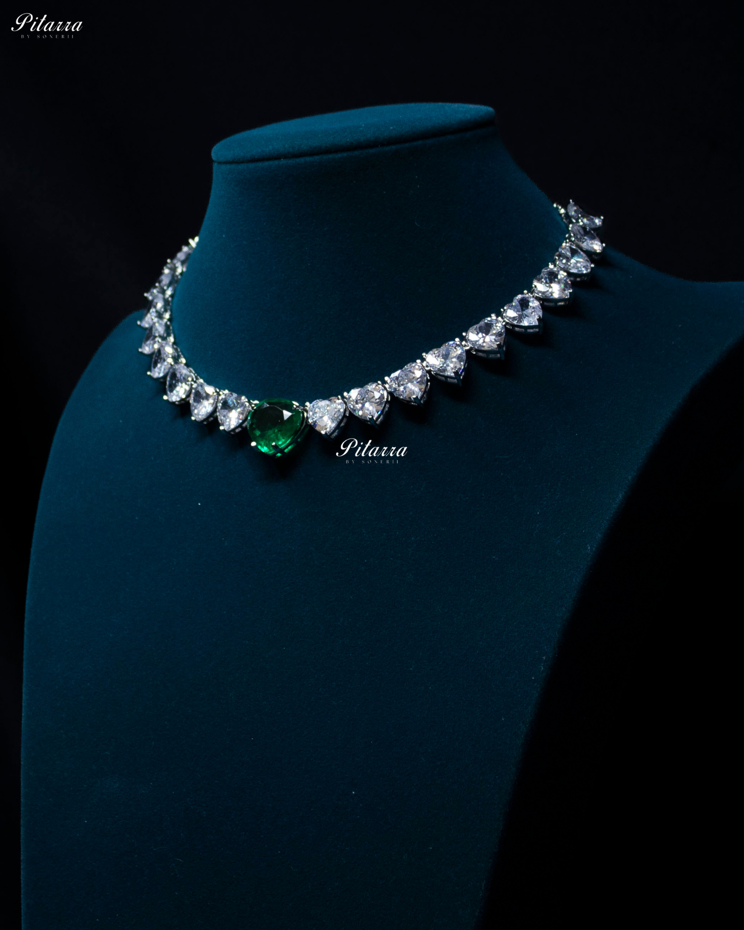 Emerald Stone White Heartline Zircon Necklace Set