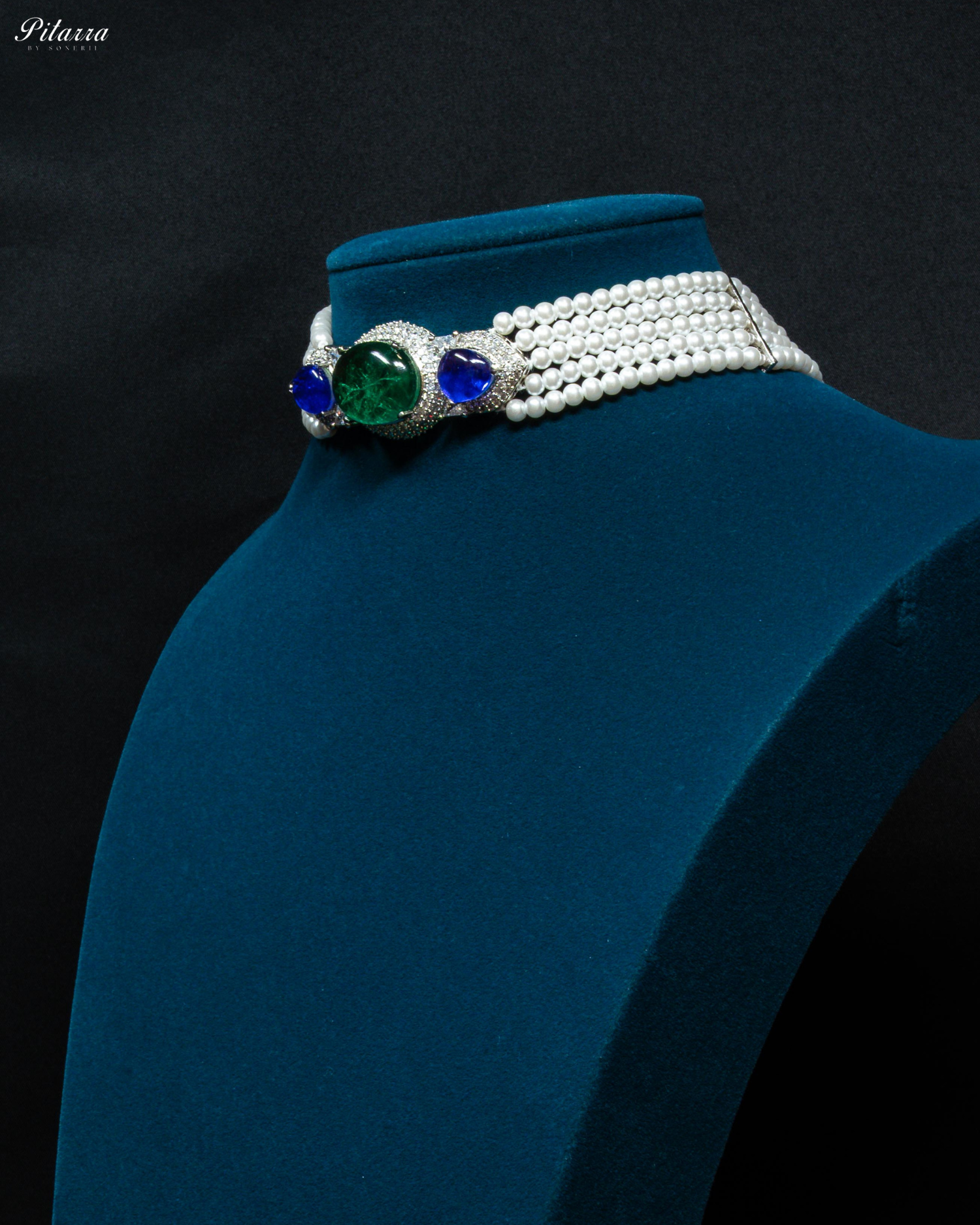 Shining Pearl Emerald Stone Choker Necklace Set