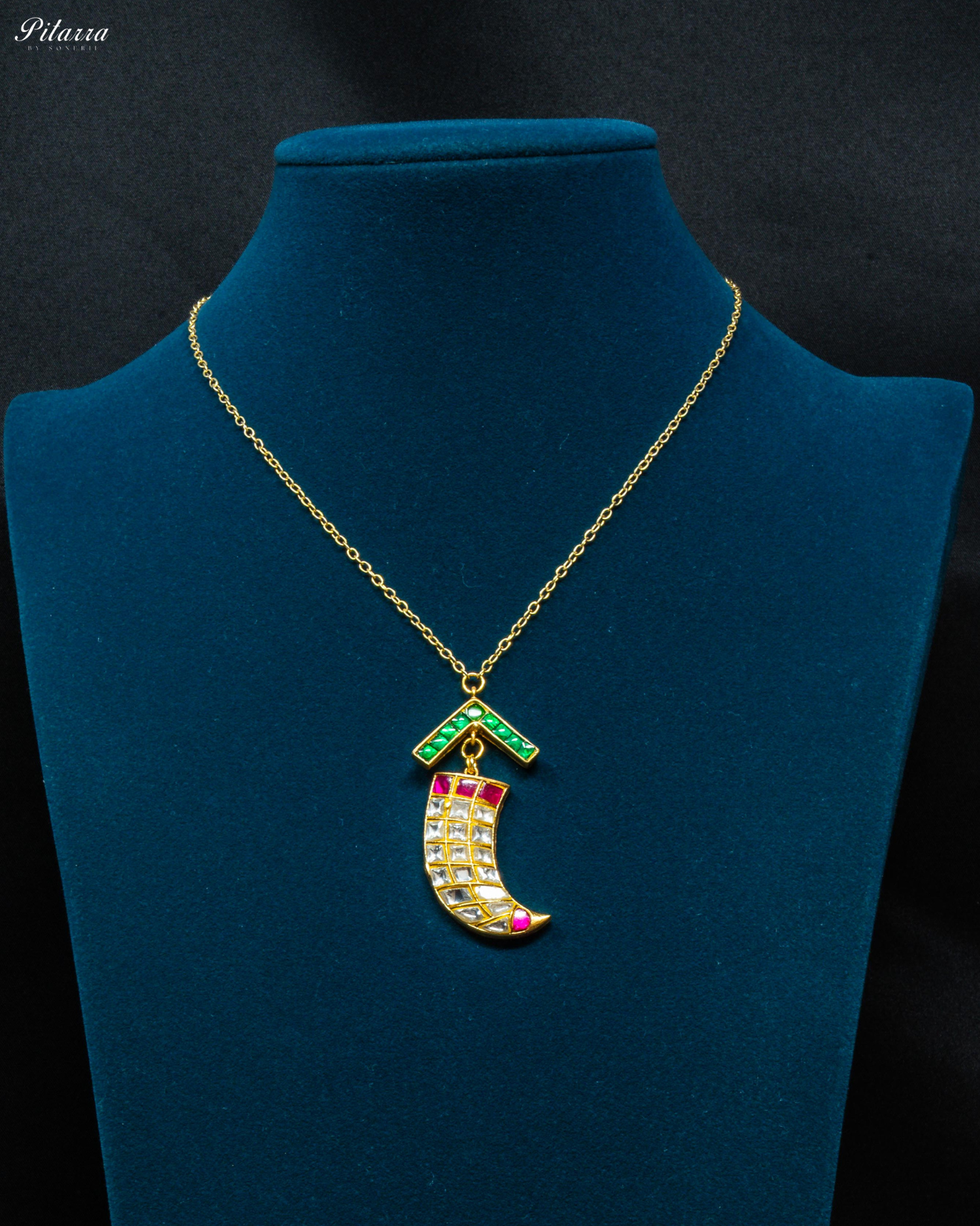Classic Two Tone Dagger Chain Kundan Pendant Necklace