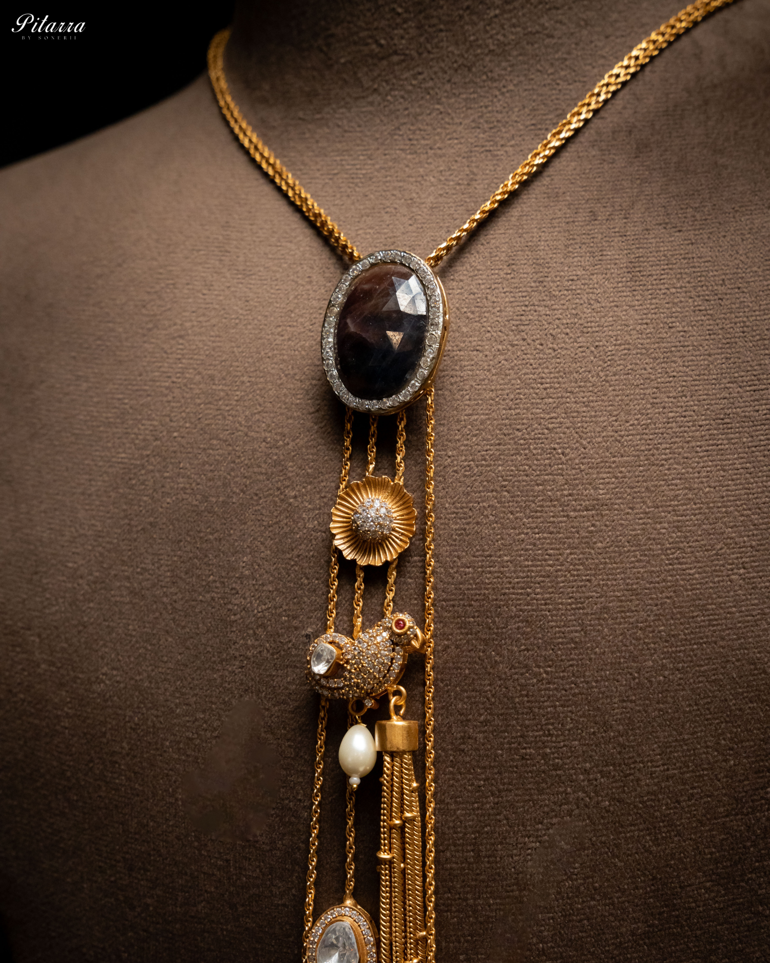 Pitarra Blue Stone Golden Chain Neccklace Set