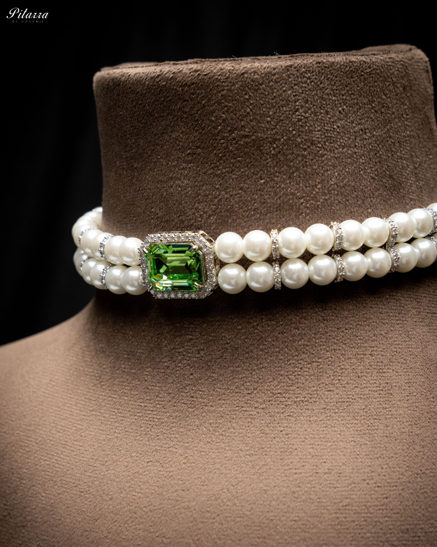Green Stone Two Layer Pearl Choker